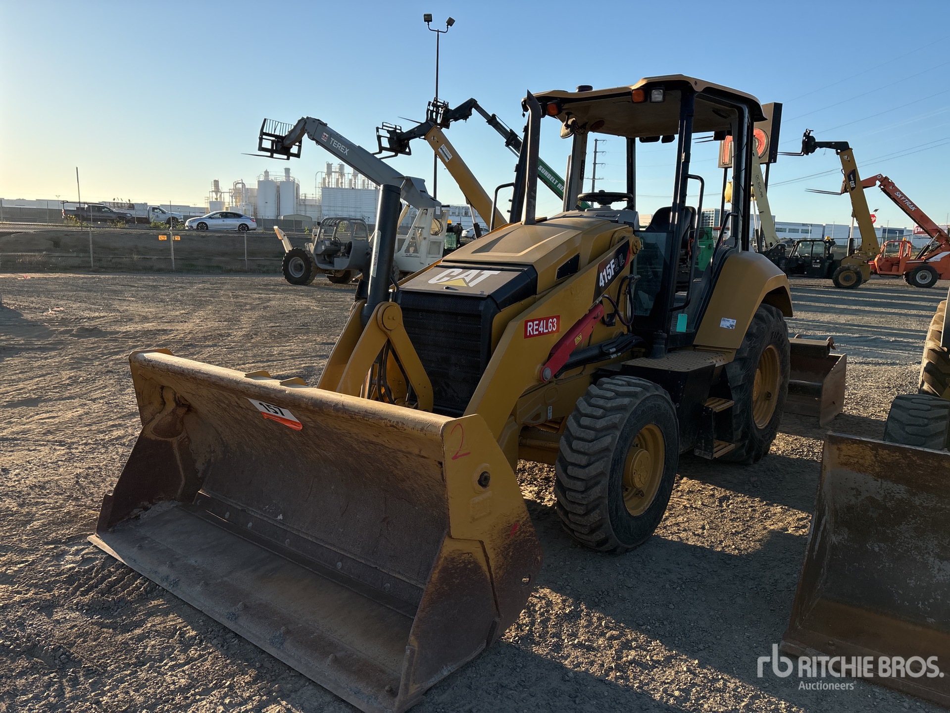 General Appearance with Picture, Left Front Corner