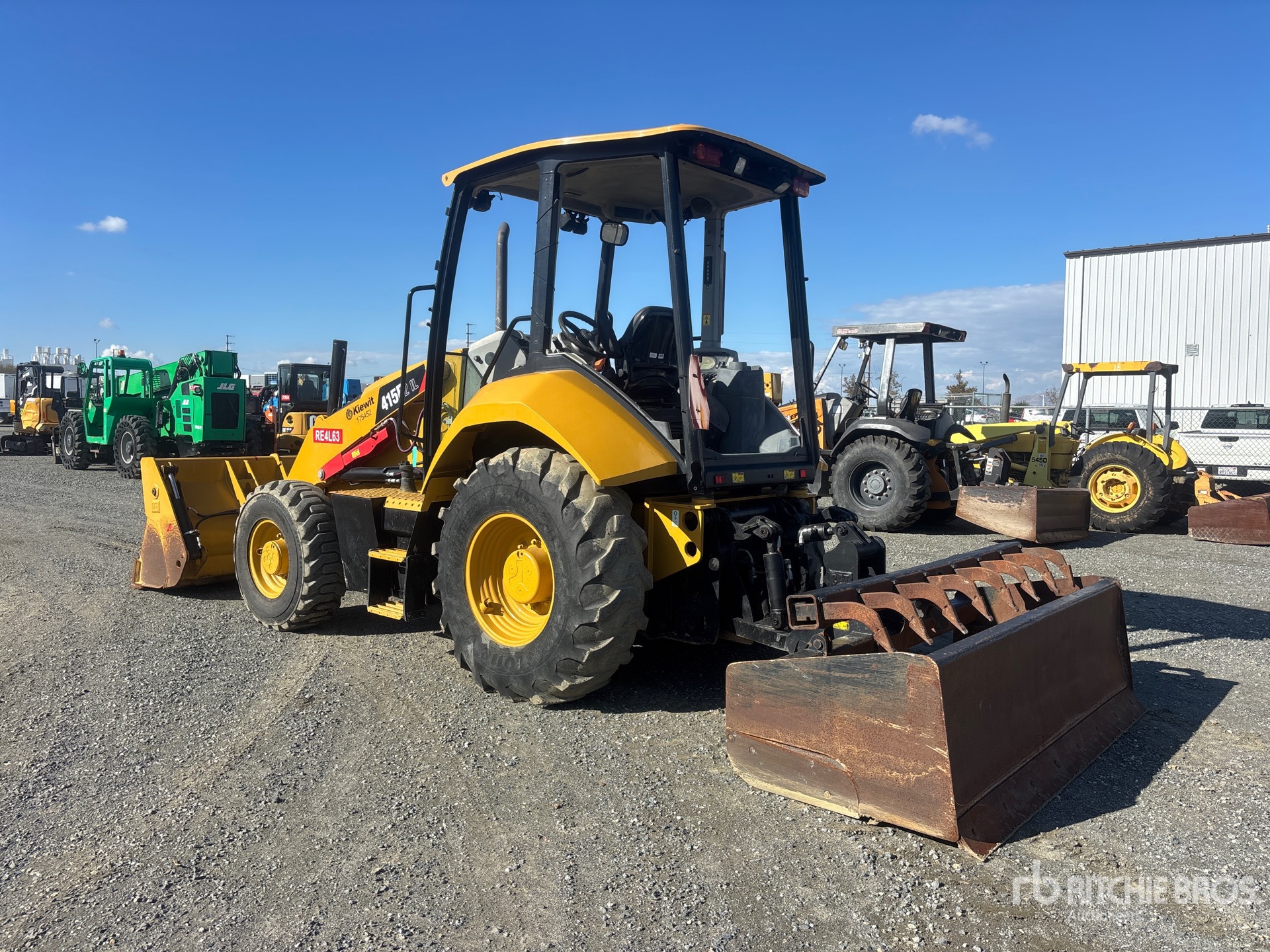 General Appearance with Picture, Left Rear Corner