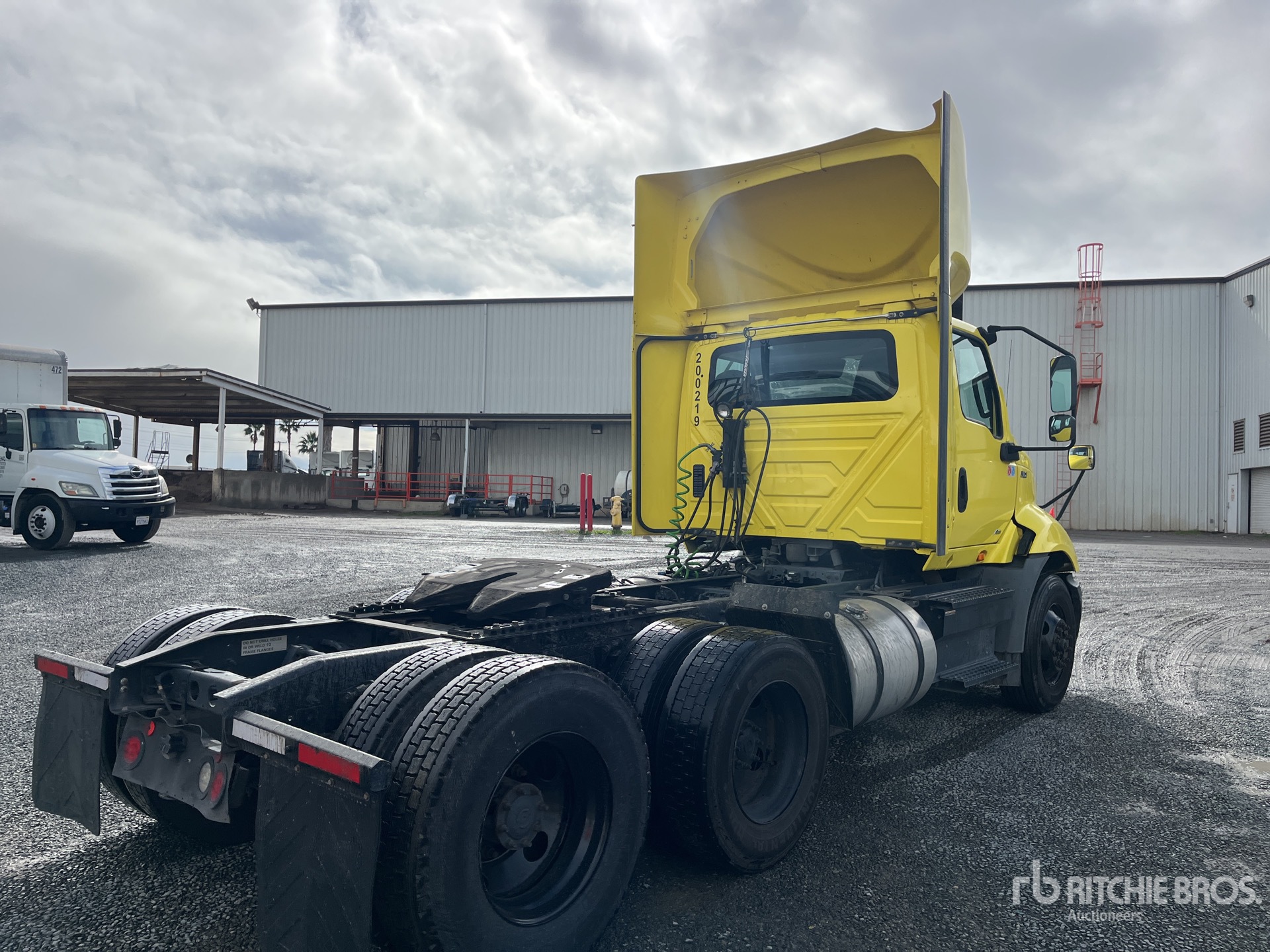 General Appearance with Foto, angolo anteriore sinistro