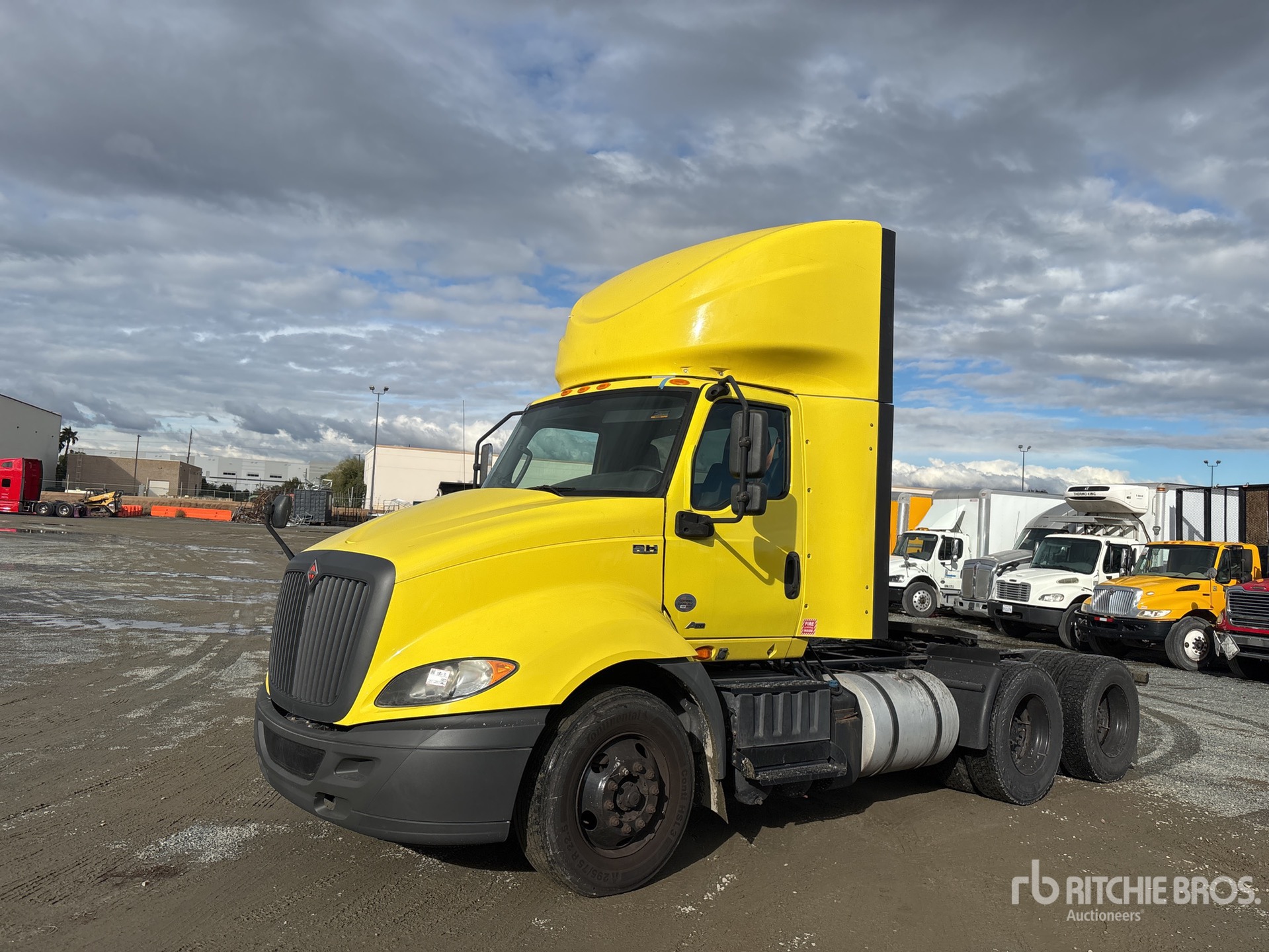 General Appearance with Featured Photo