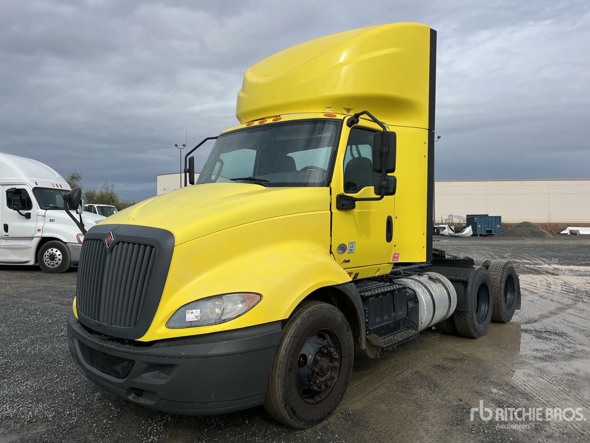 General Appearance with Featured Photo