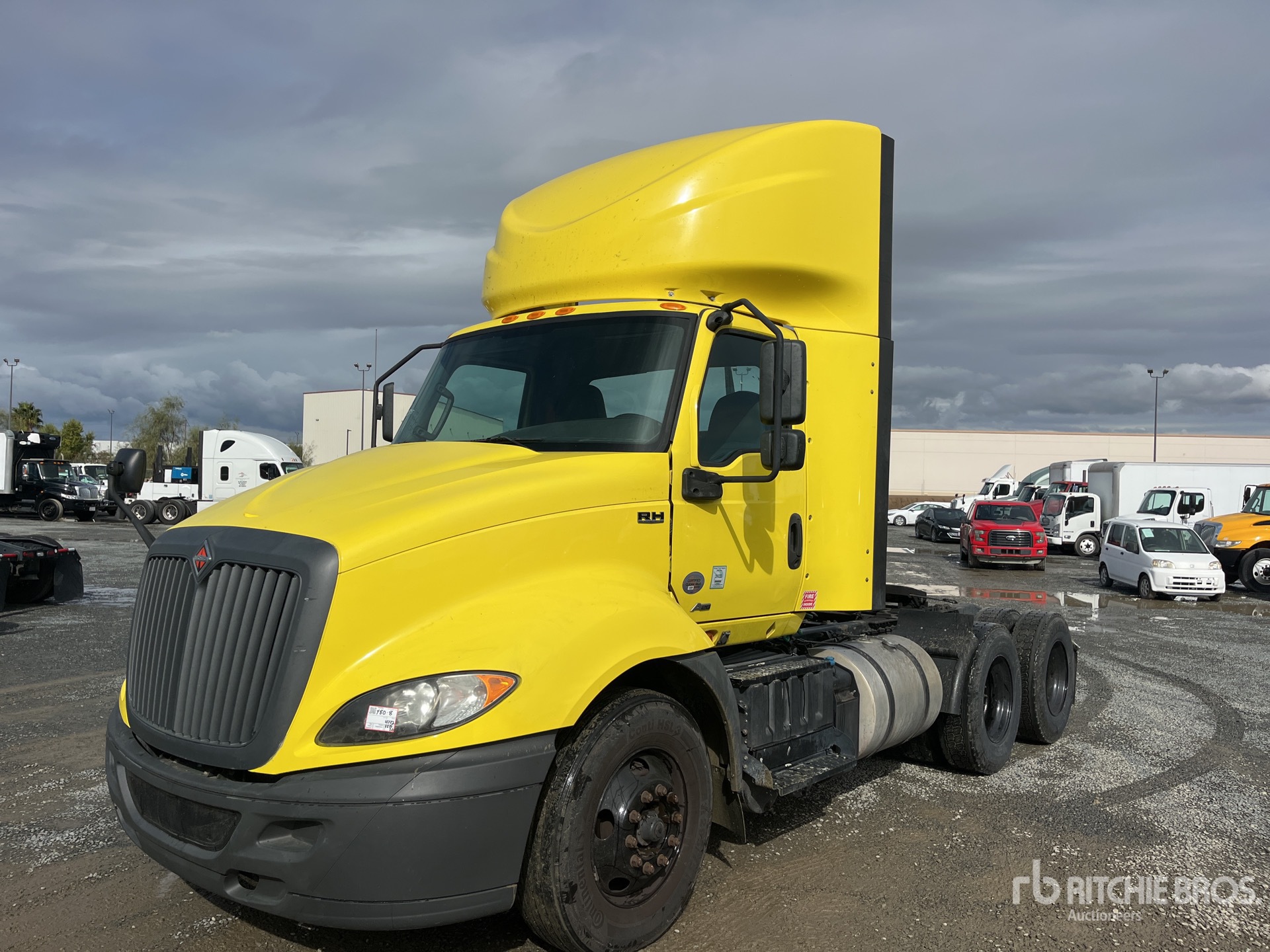 General Appearance with Featured Photo