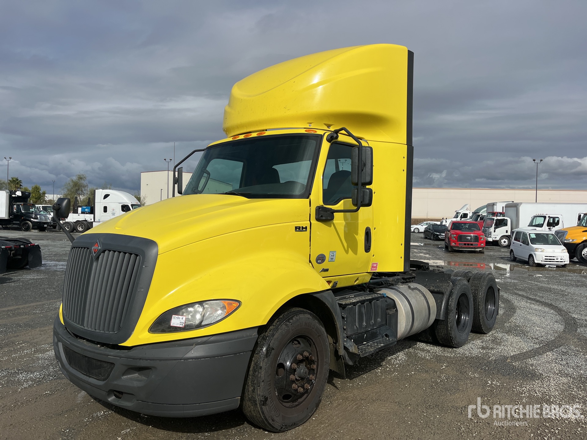 General Appearance with Picture, Left Front Corner