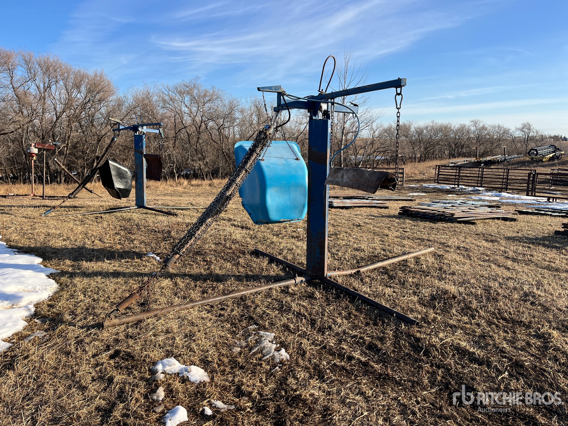 General Appearance with Bild, Ecke vorne links