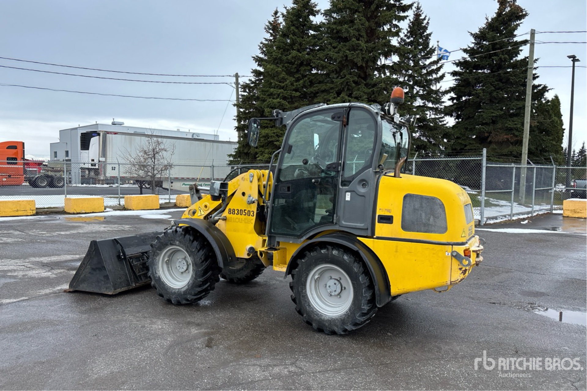 General Appearance with Picture, Left Rear Corner