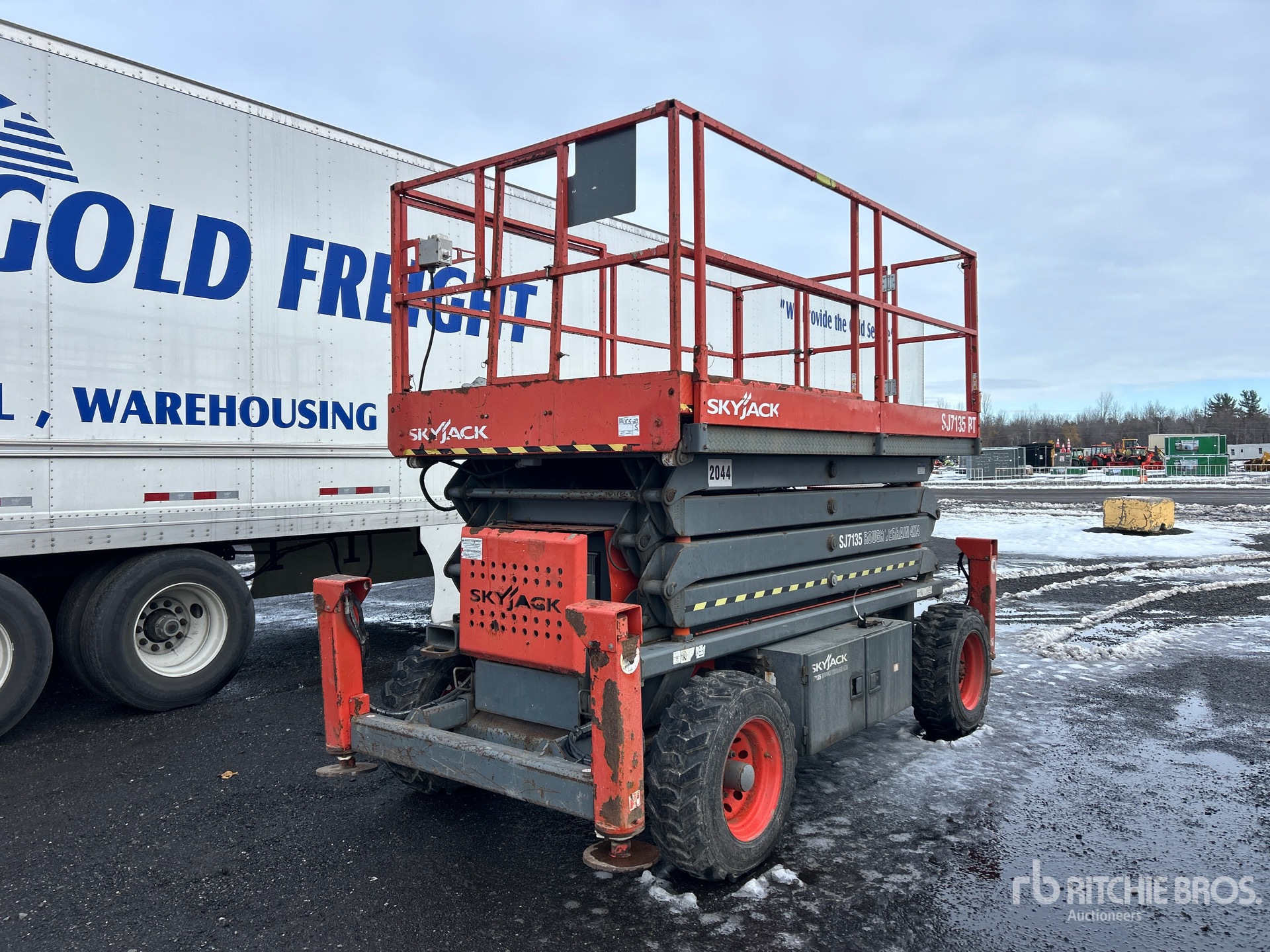 General Appearance with Picture, Left Front Corner