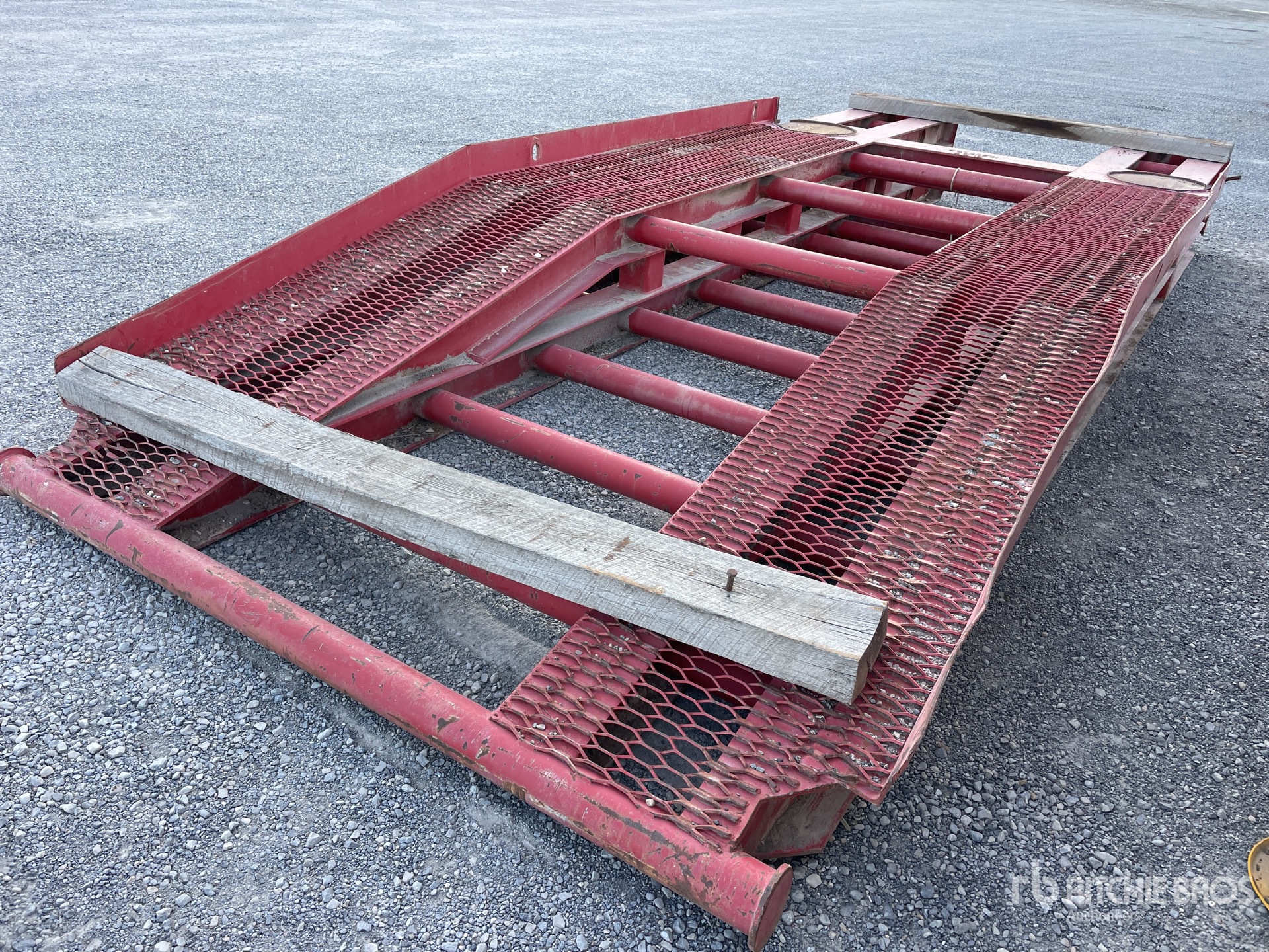 General Appearance with Bild, Ecke hinten rechts