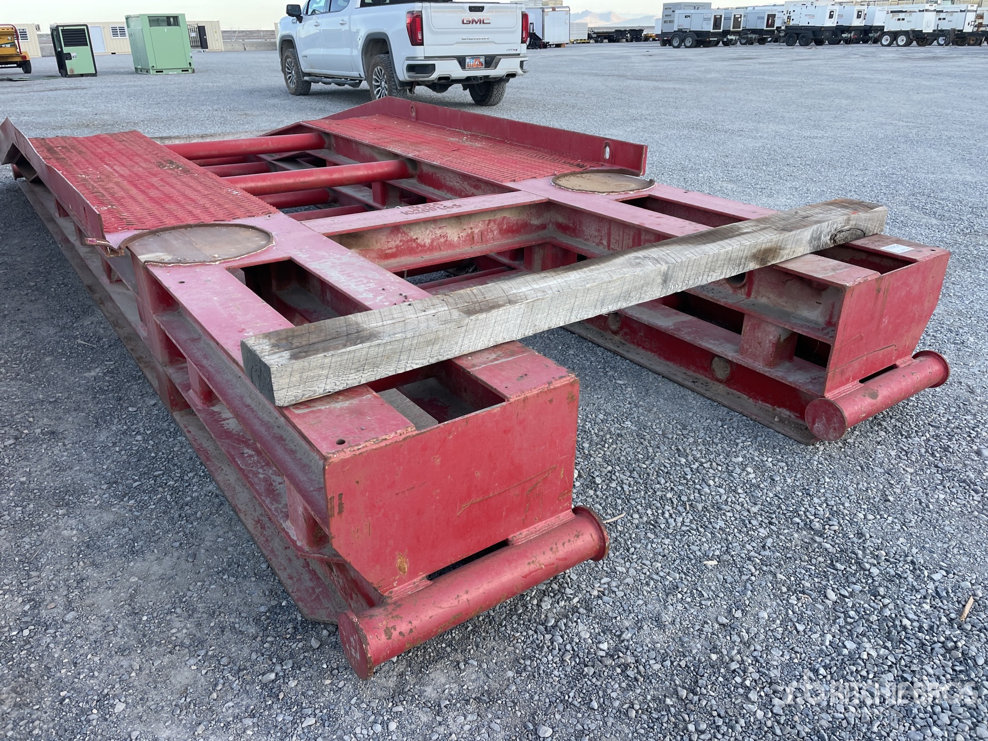 General Appearance with Bild, Ecke vorne rechts