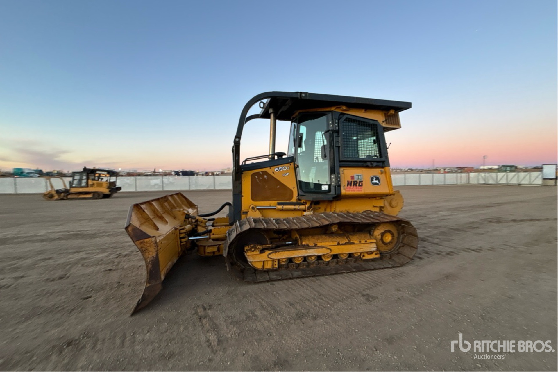 Aspect général with Image, coin avant gauche