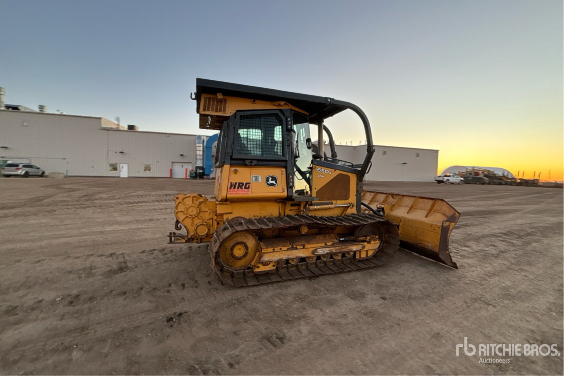 Aspect général with Image, coin arrière droit