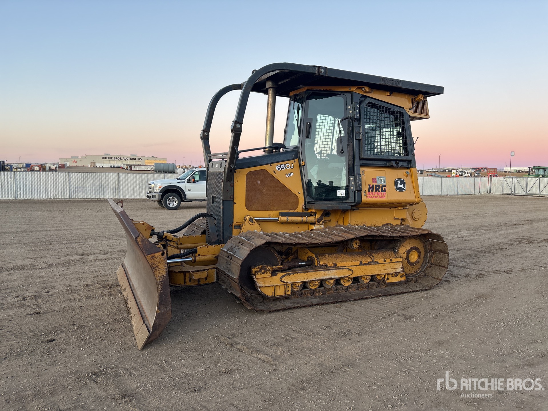 General Appearance with Bild, Ecke vorne links