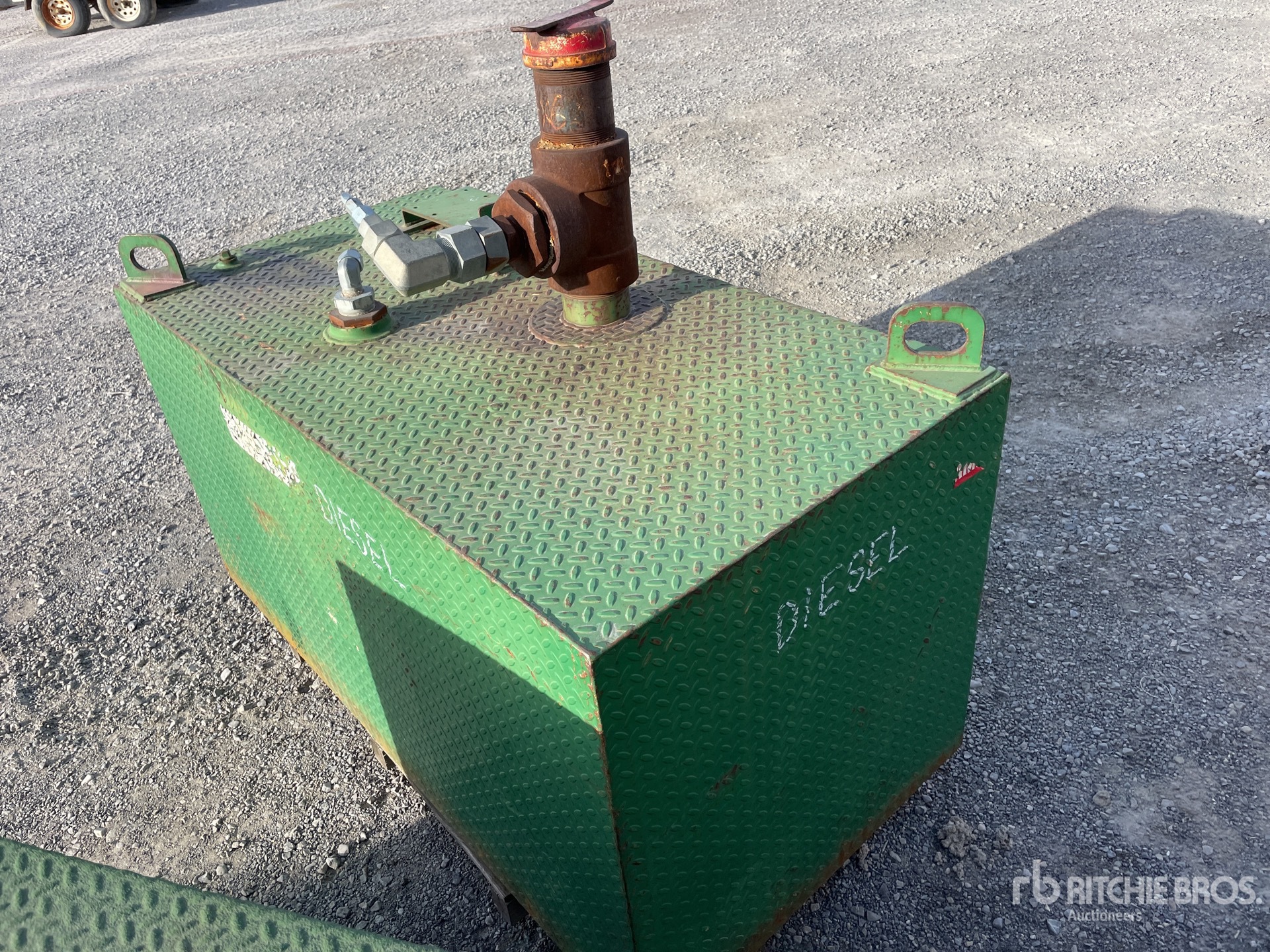 General Appearance with Foto, angolo anteriore sinistro