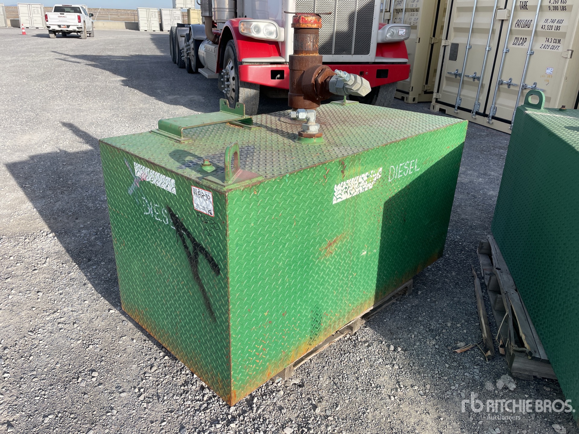 General Appearance with Foto, angolo posteriore sinistro