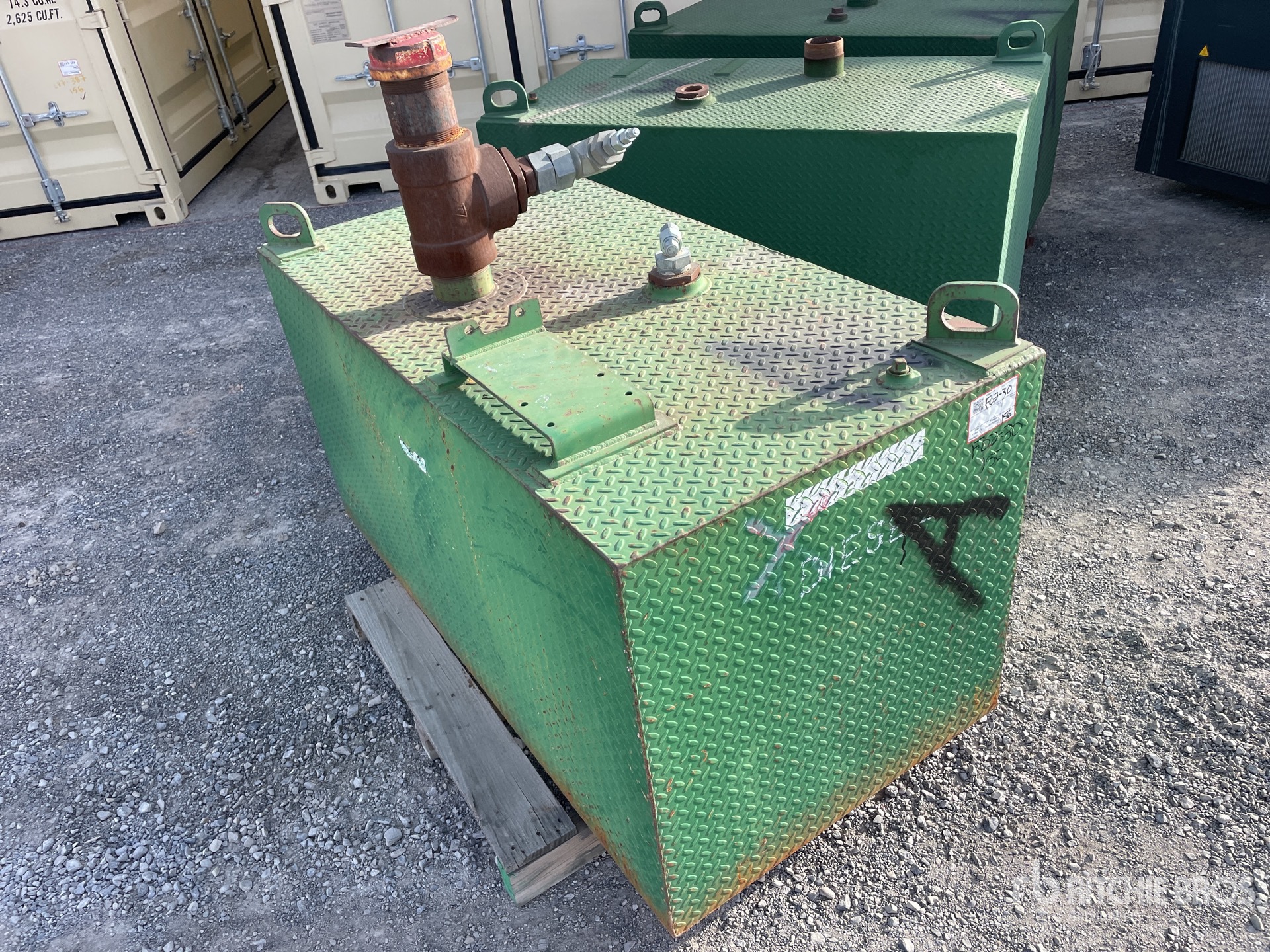 General Appearance with Foto, angolo anteriore sinistro