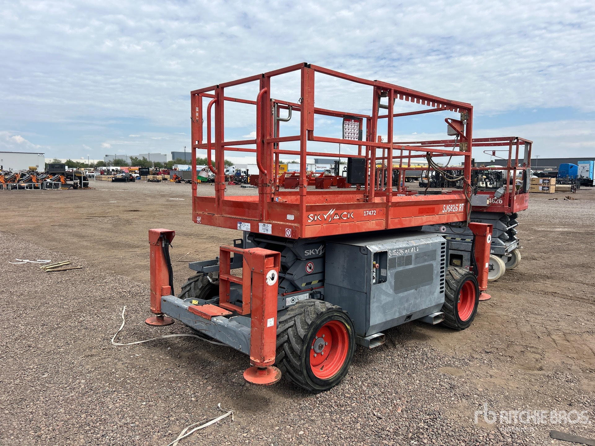 General Appearance with Picture, Right Rear Corner