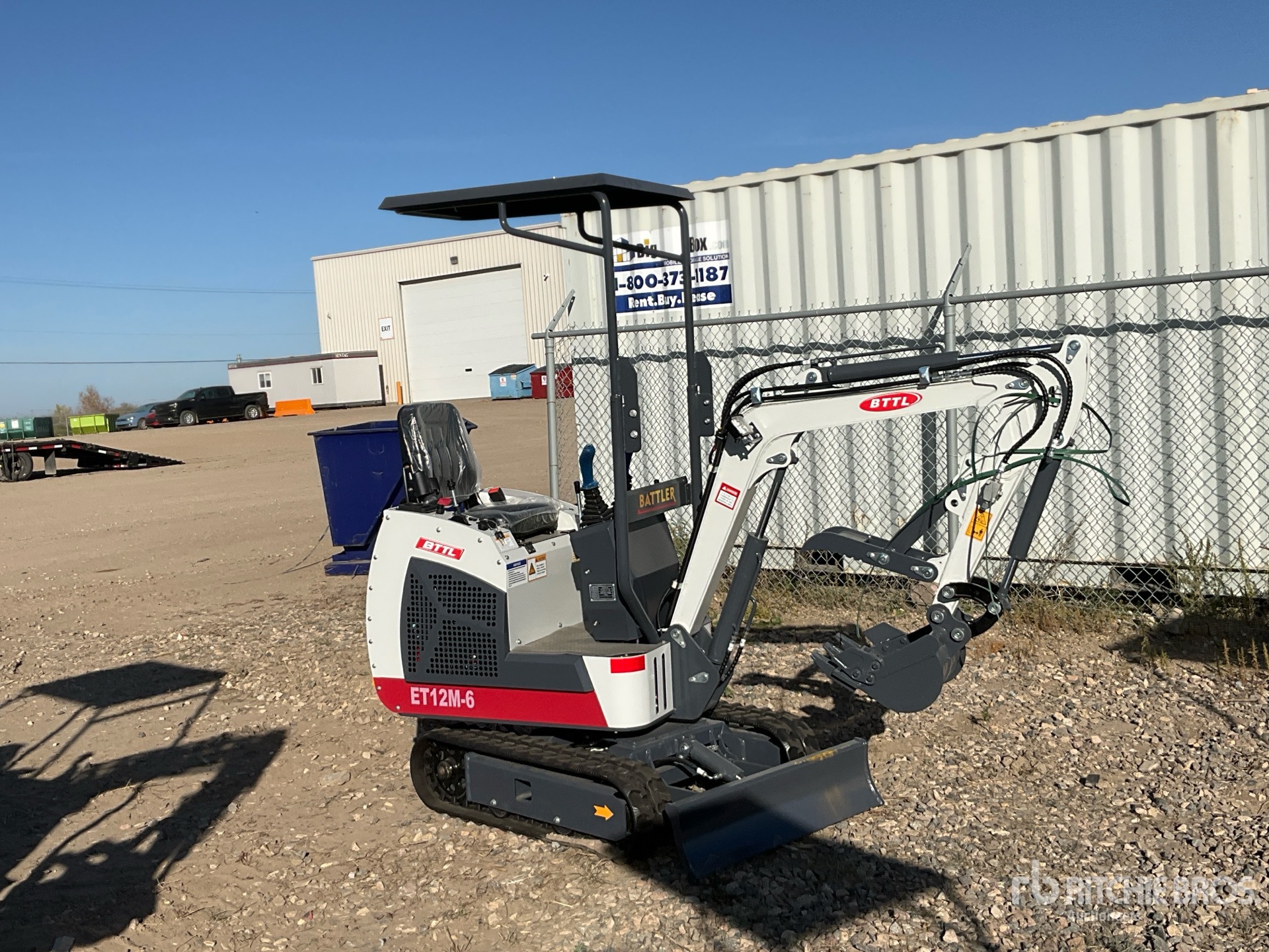 General Appearance with Picture, Right Front Corner