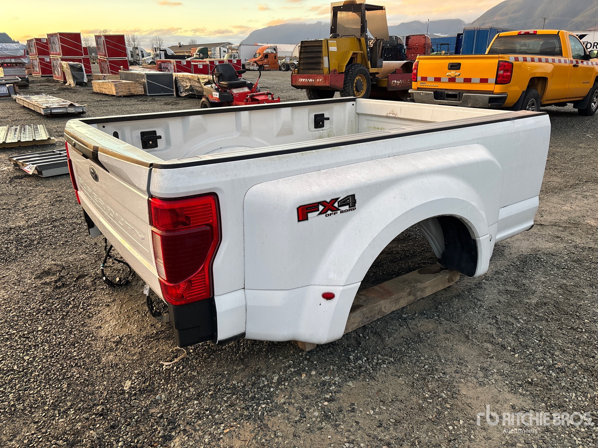 General Appearance with Picture, Right Rear Corner