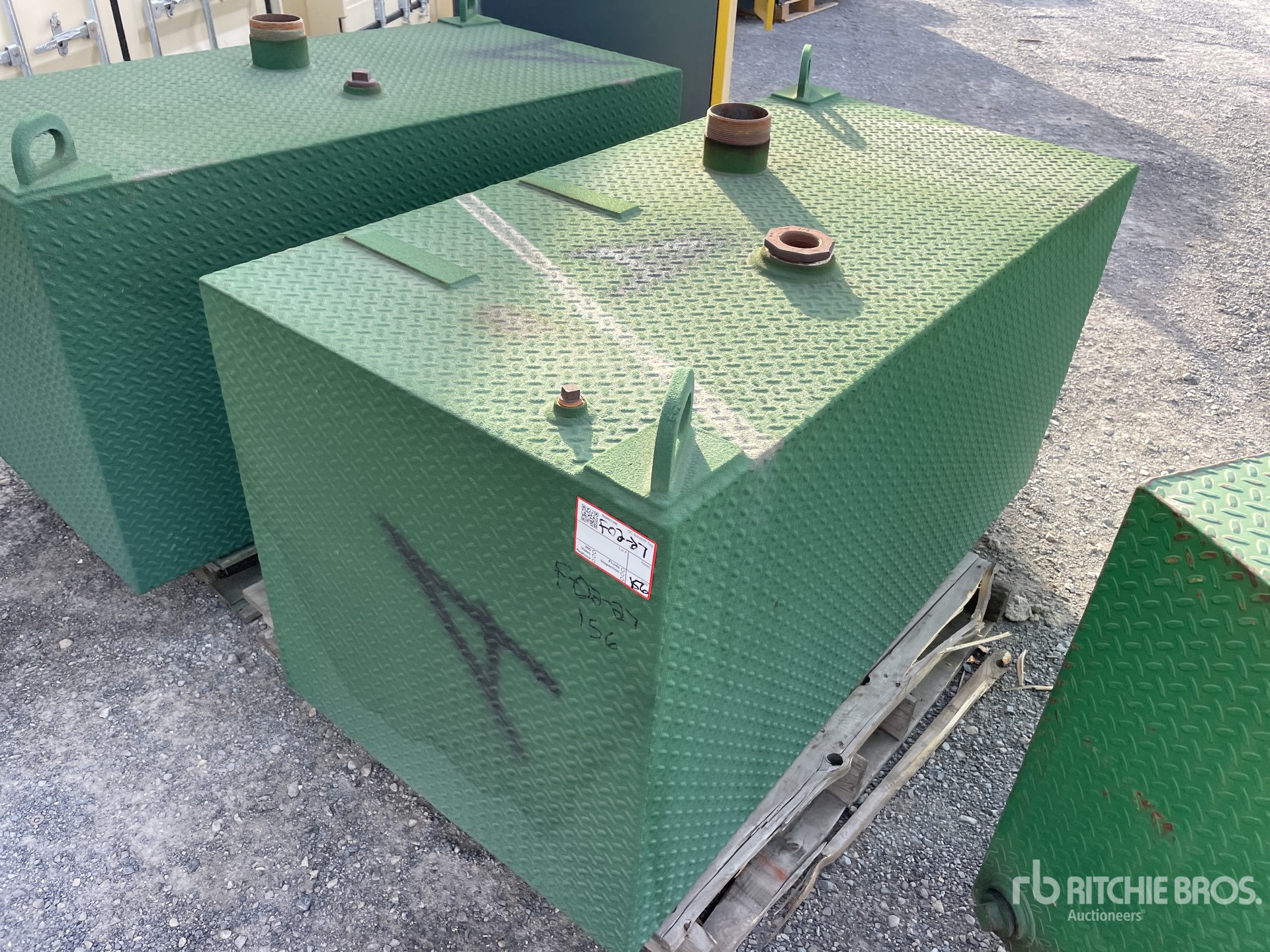 General Appearance with Foto, angolo anteriore sinistro