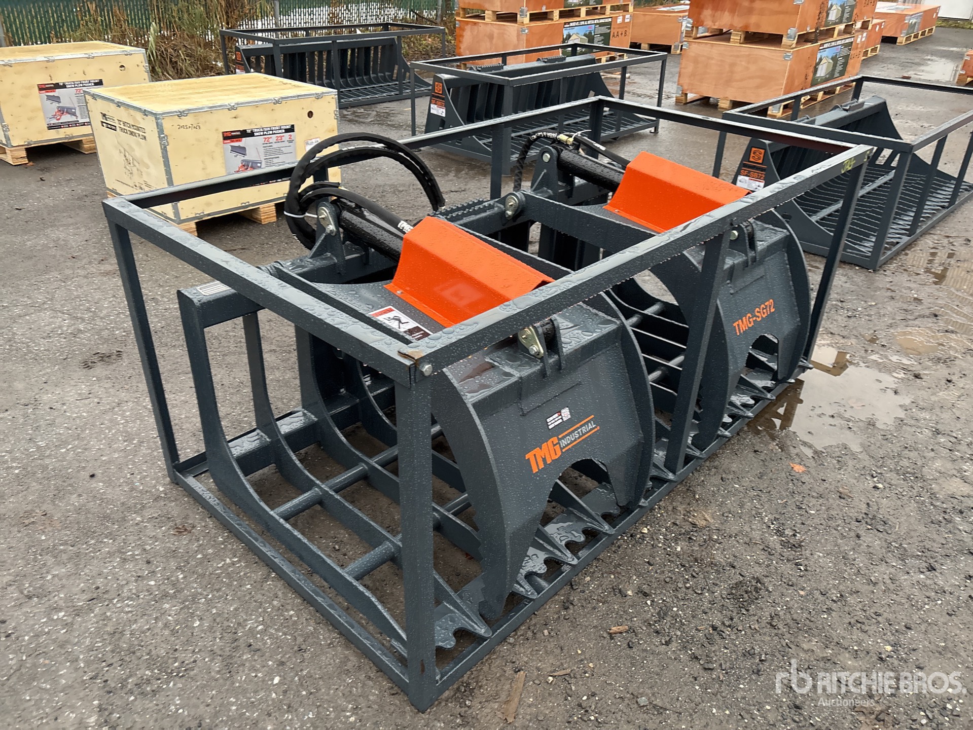 General Appearance with Picture, Right Front Corner