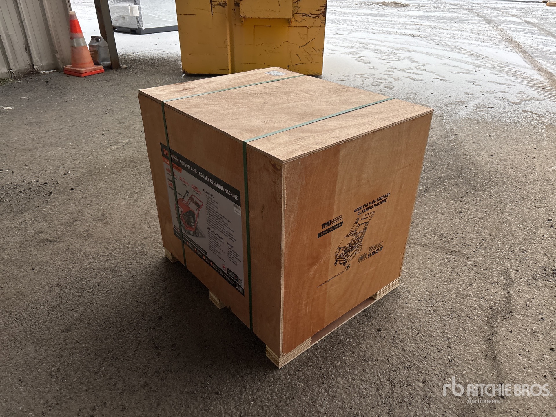 General Appearance with Picture, Right Rear Corner