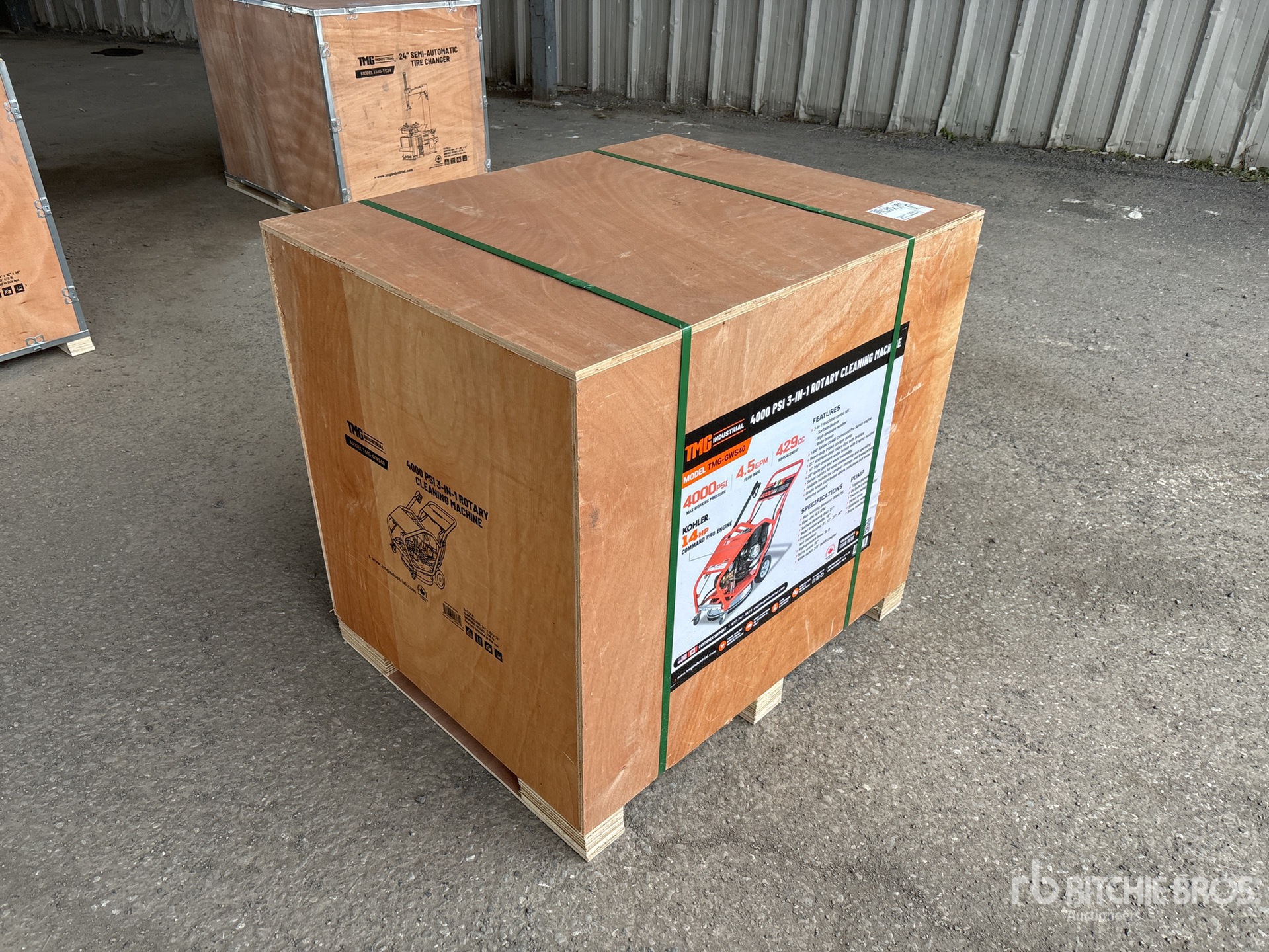 General Appearance with Picture, Right Front Corner