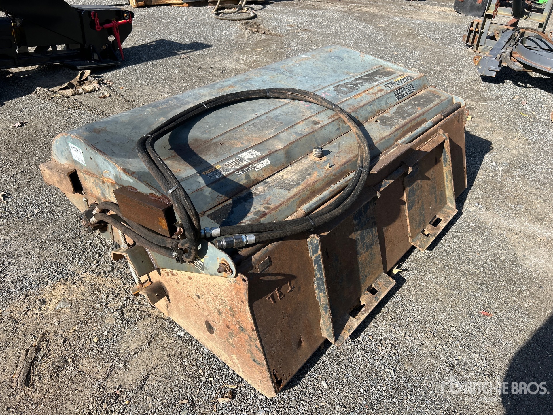 General Appearance with Zdjęcie, lewy dolny róg