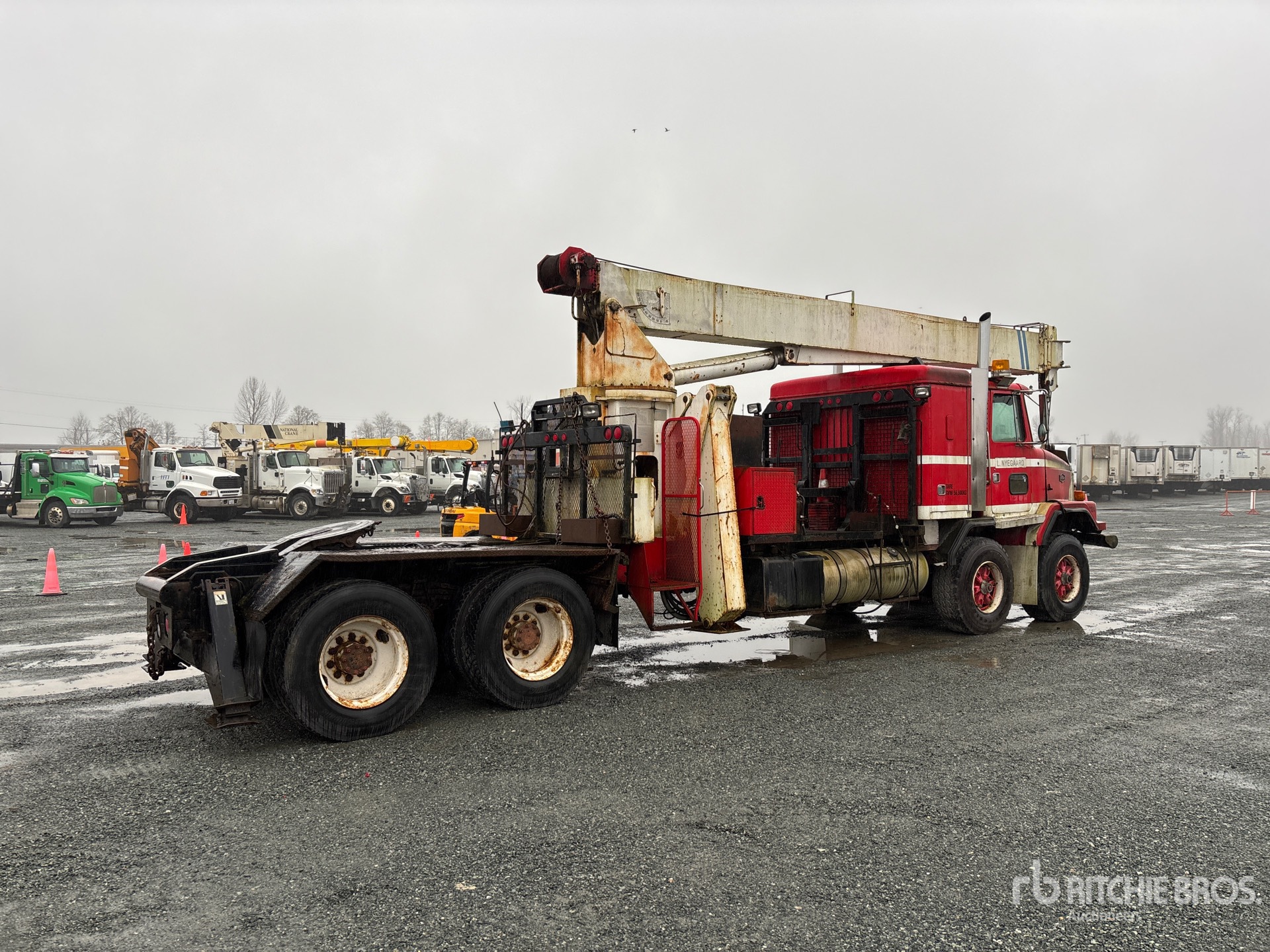 General Appearance with Picture, Right Rear Corner