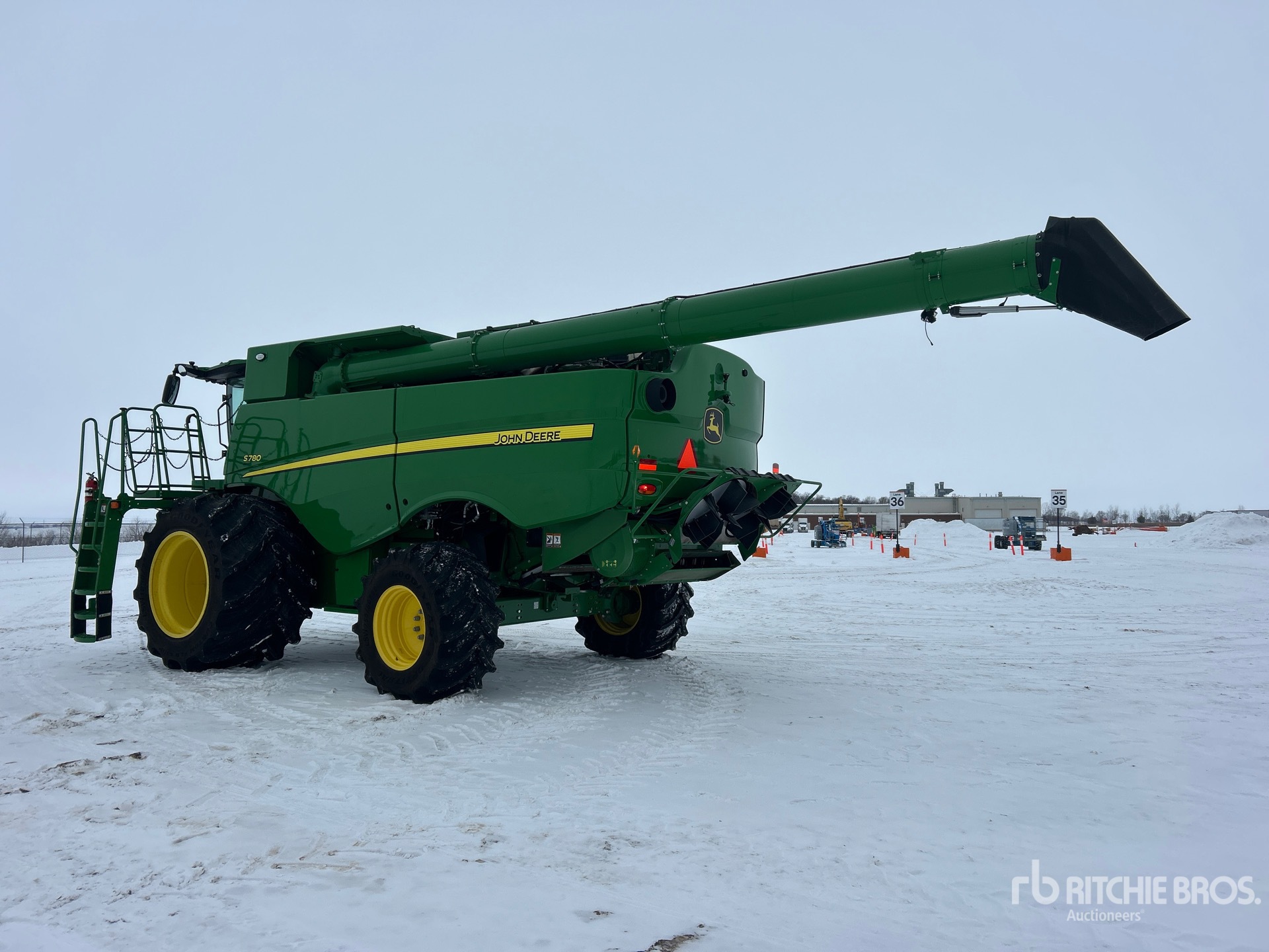 Aspect général with Image, coin arrière gauche
