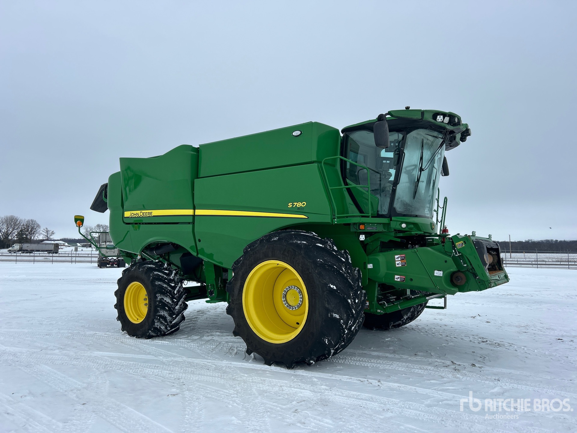 Aspect général with Image, coin avant droit