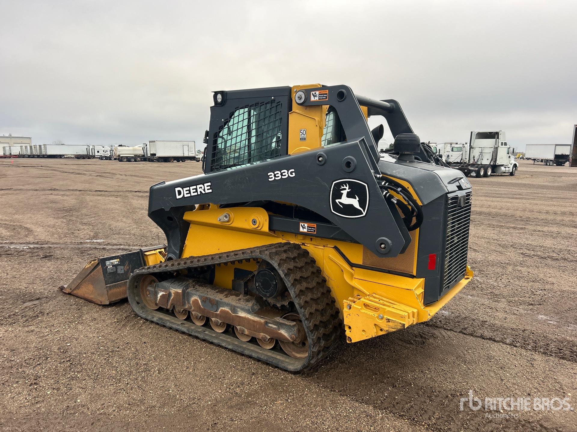 General Appearance with Foto, angolo posteriore sinistro