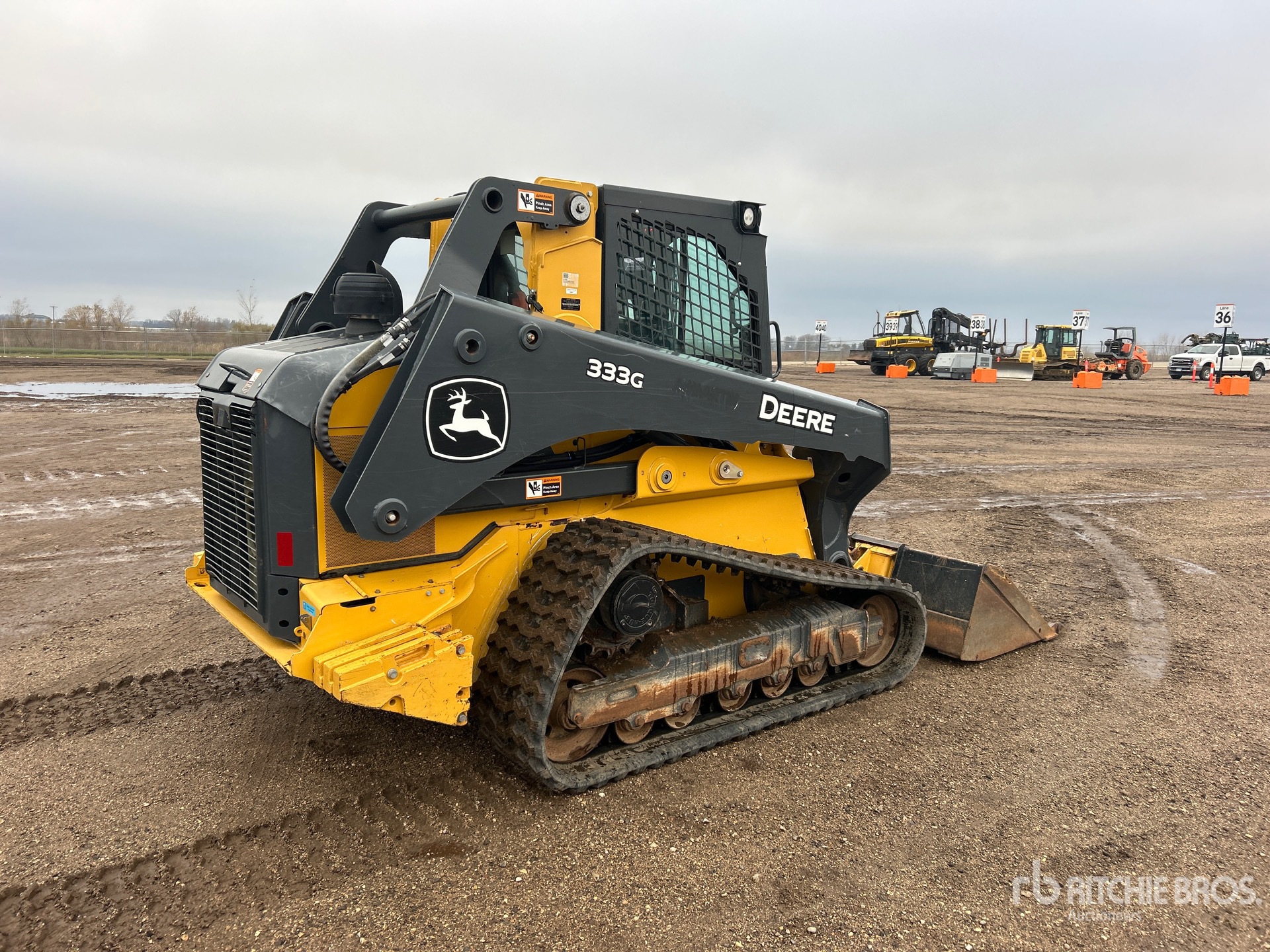 General Appearance with Foto, angolo anteriore sinistro