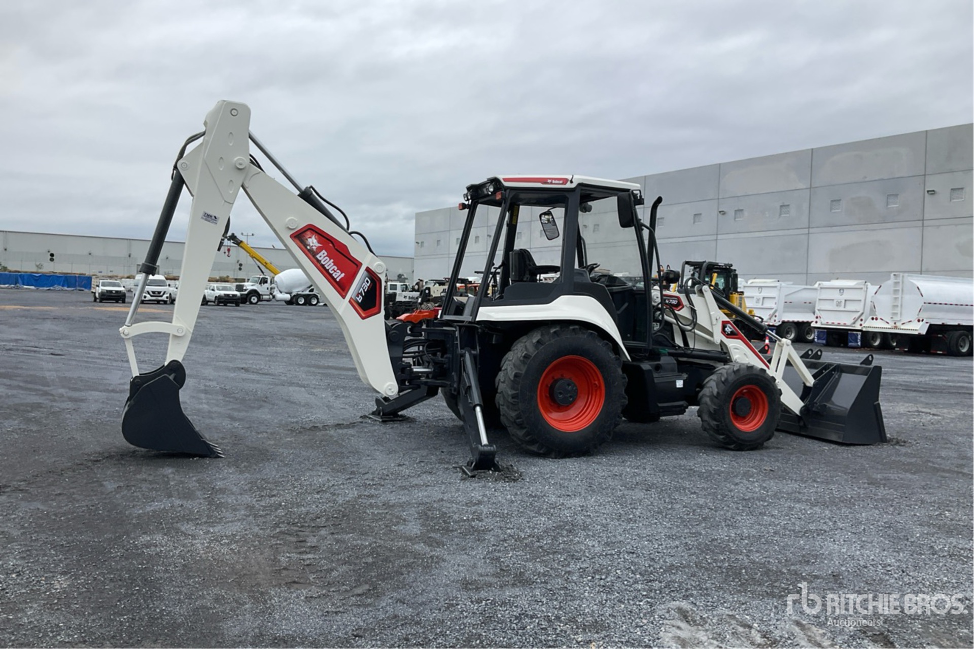 General Appearance with Picture, Right Rear Corner