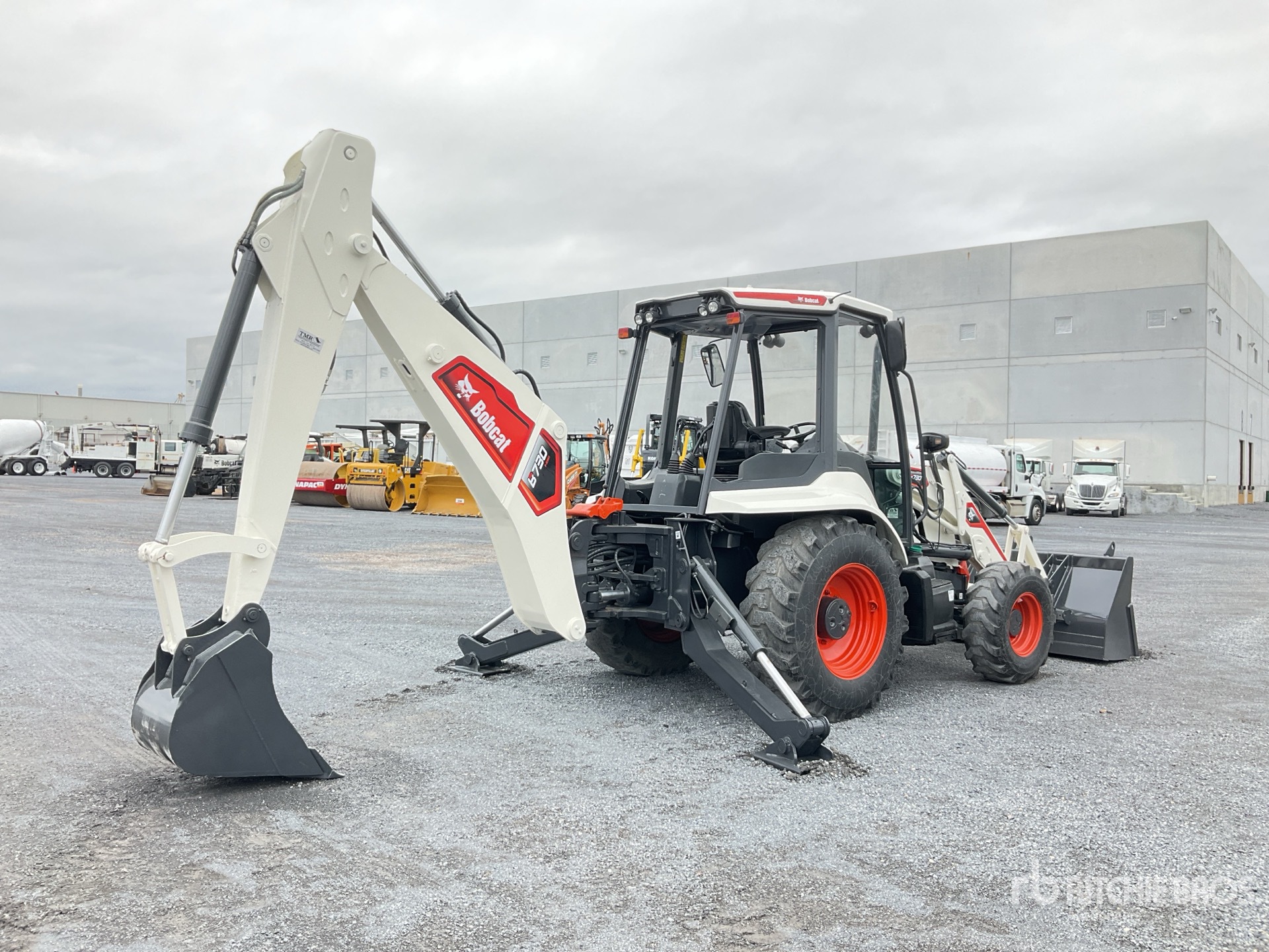 General Appearance with Bild, Ecke hinten rechts