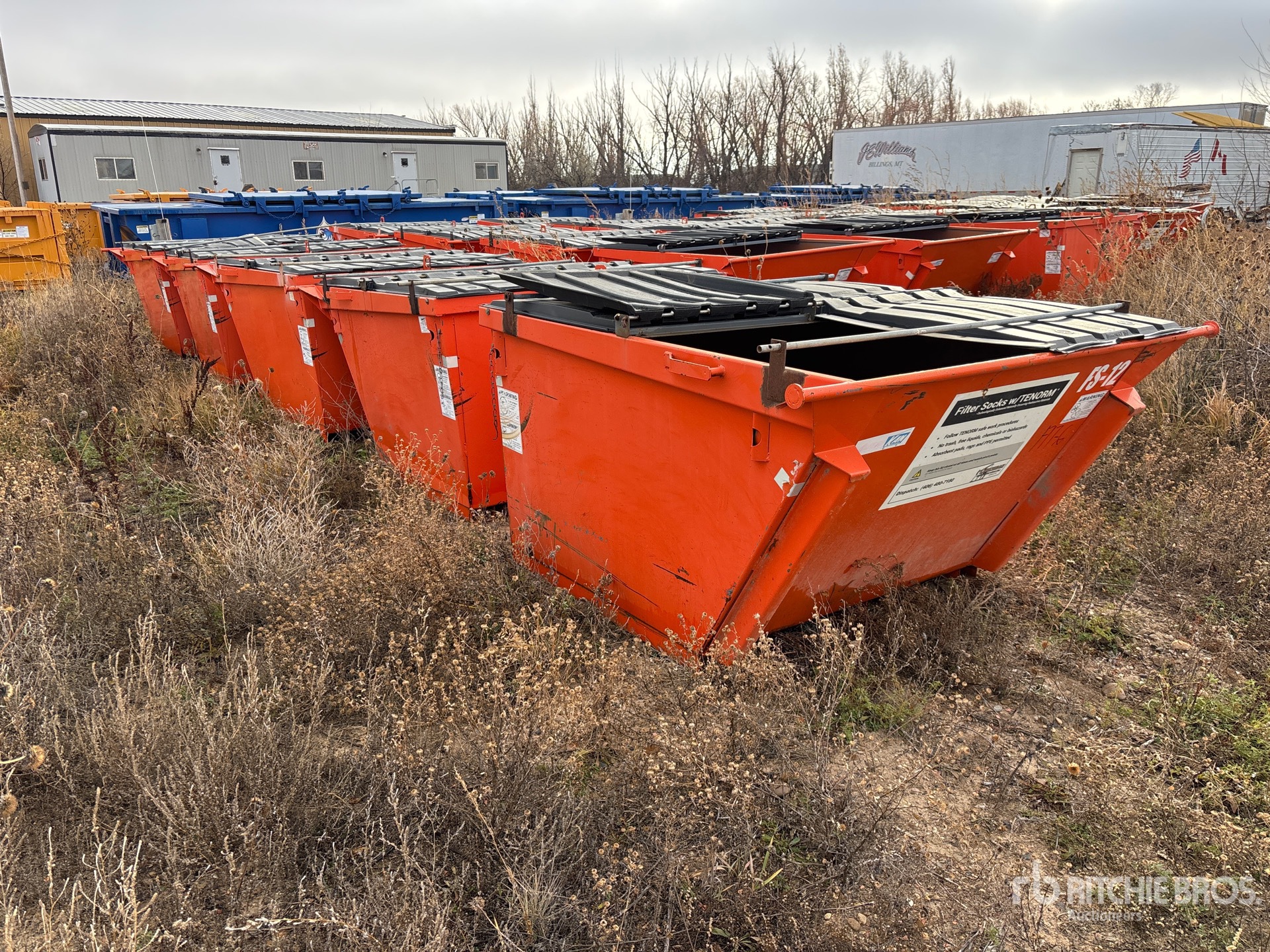 General Appearance with Bild, Ecke vorne rechts