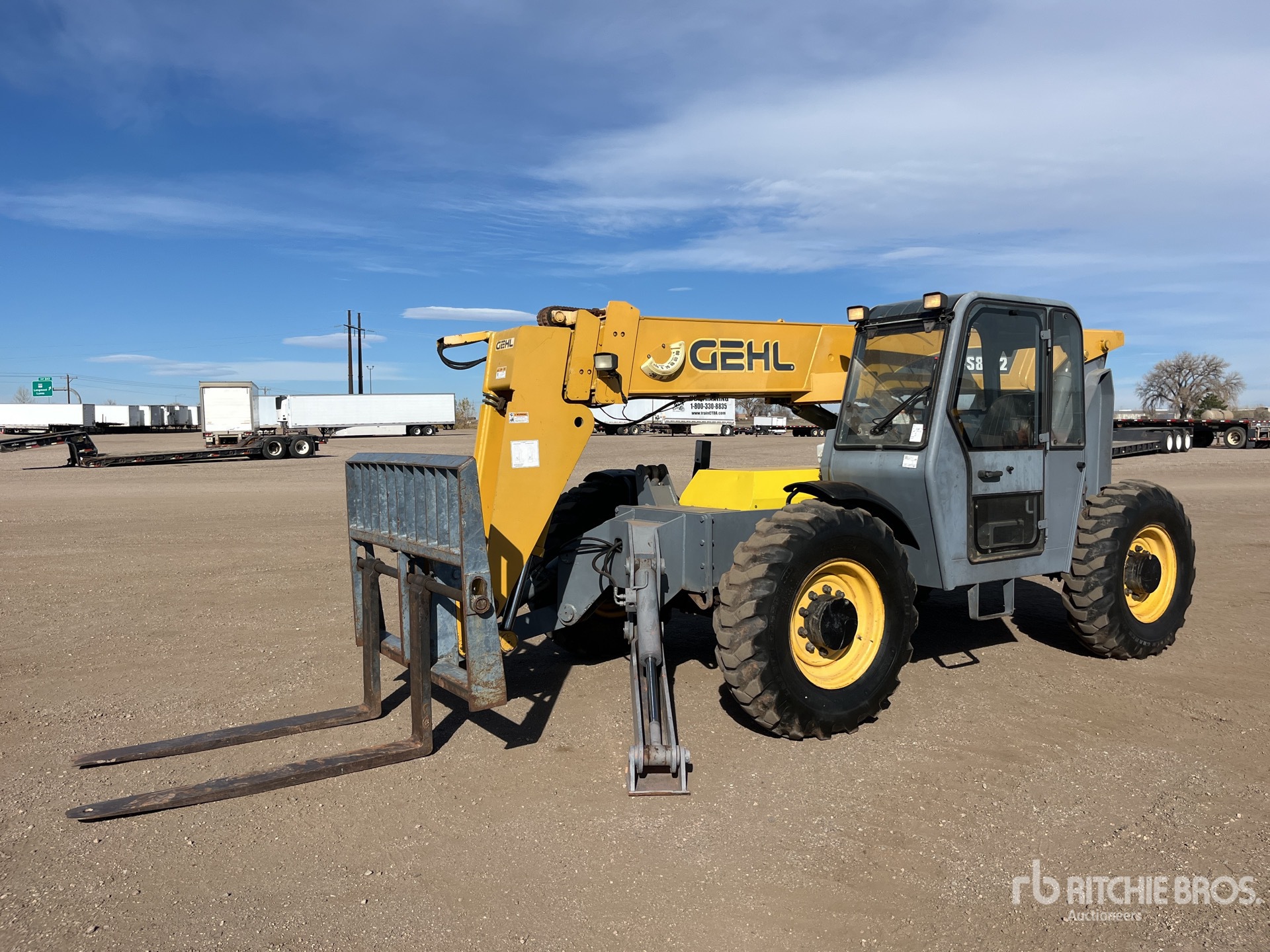 General Appearance with Bild, Ecke vorne links