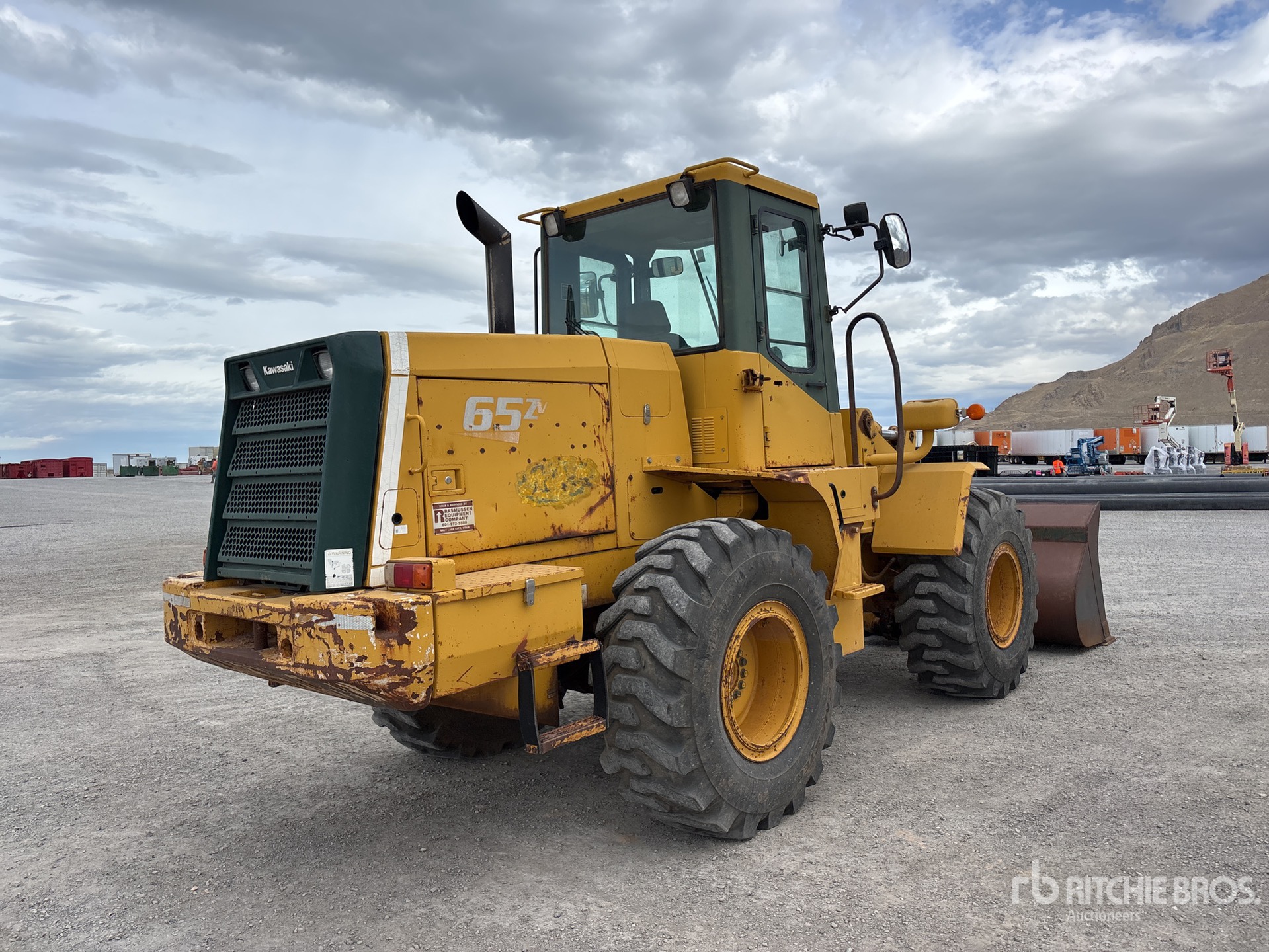 General Appearance with Picture, Right Rear Corner