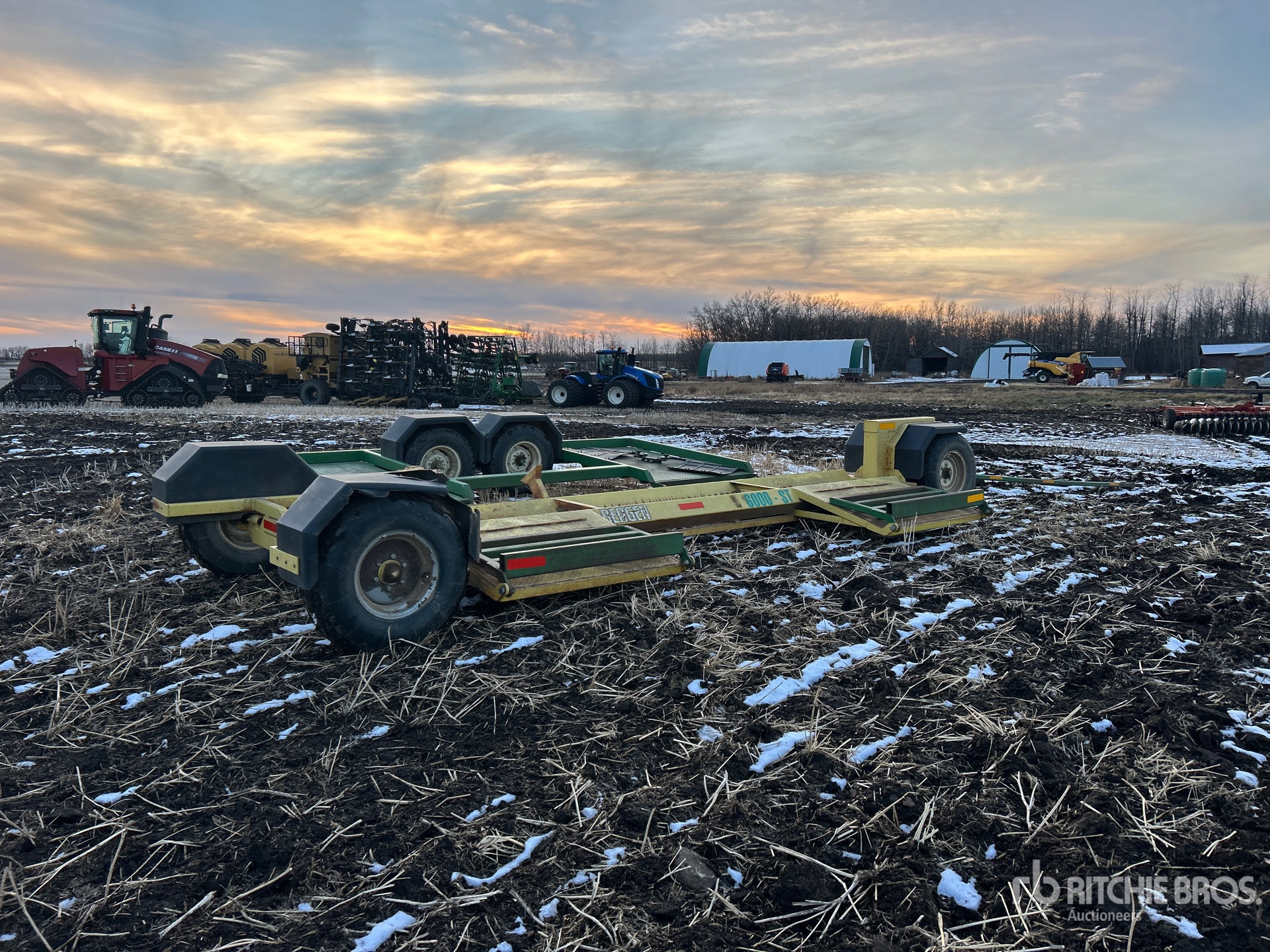 General Appearance with Foto, angolo anteriore sinistro