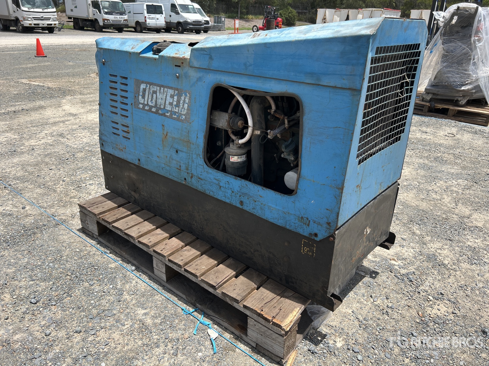 General Appearance with Imagen: esquina trasera izquierda