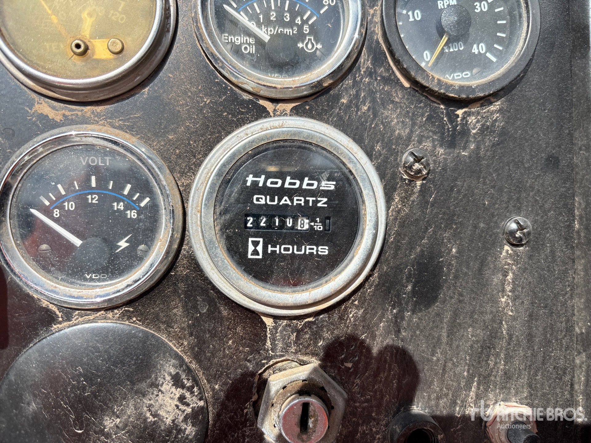 General Appearance with Hour Meter / Odometer