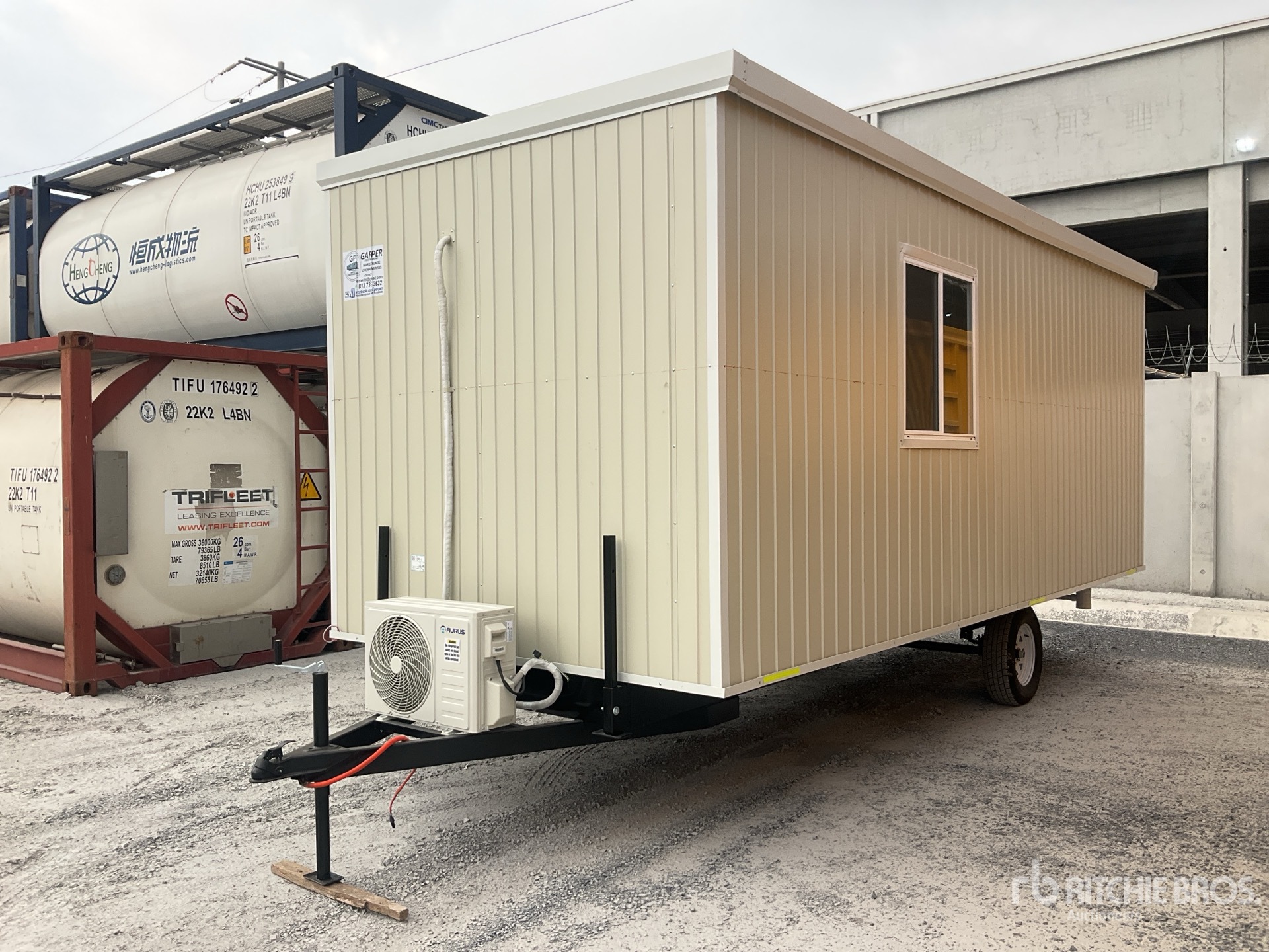 General Appearance with Picture, Left Front Corner