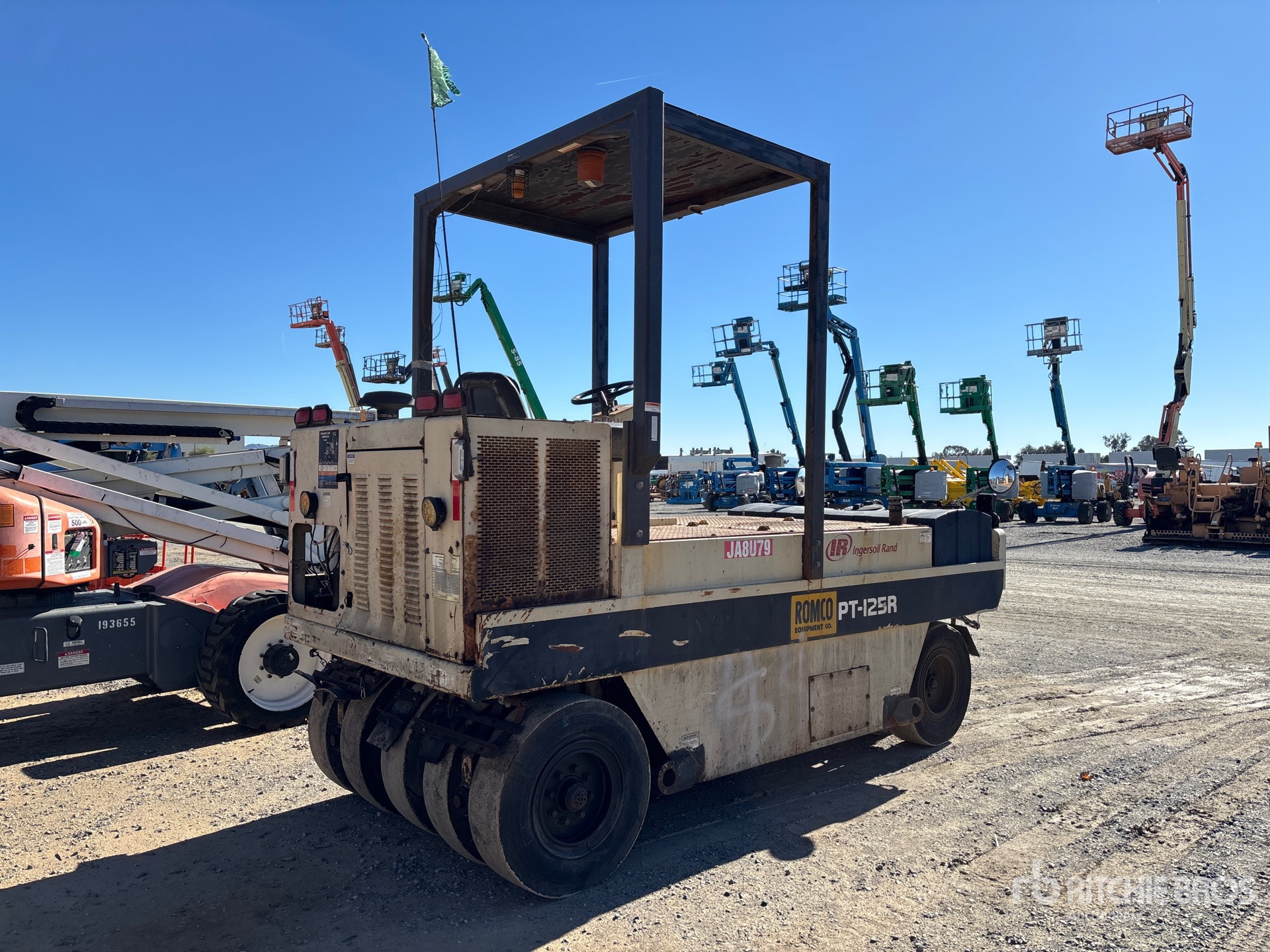 General Appearance with Picture, Right Rear Corner