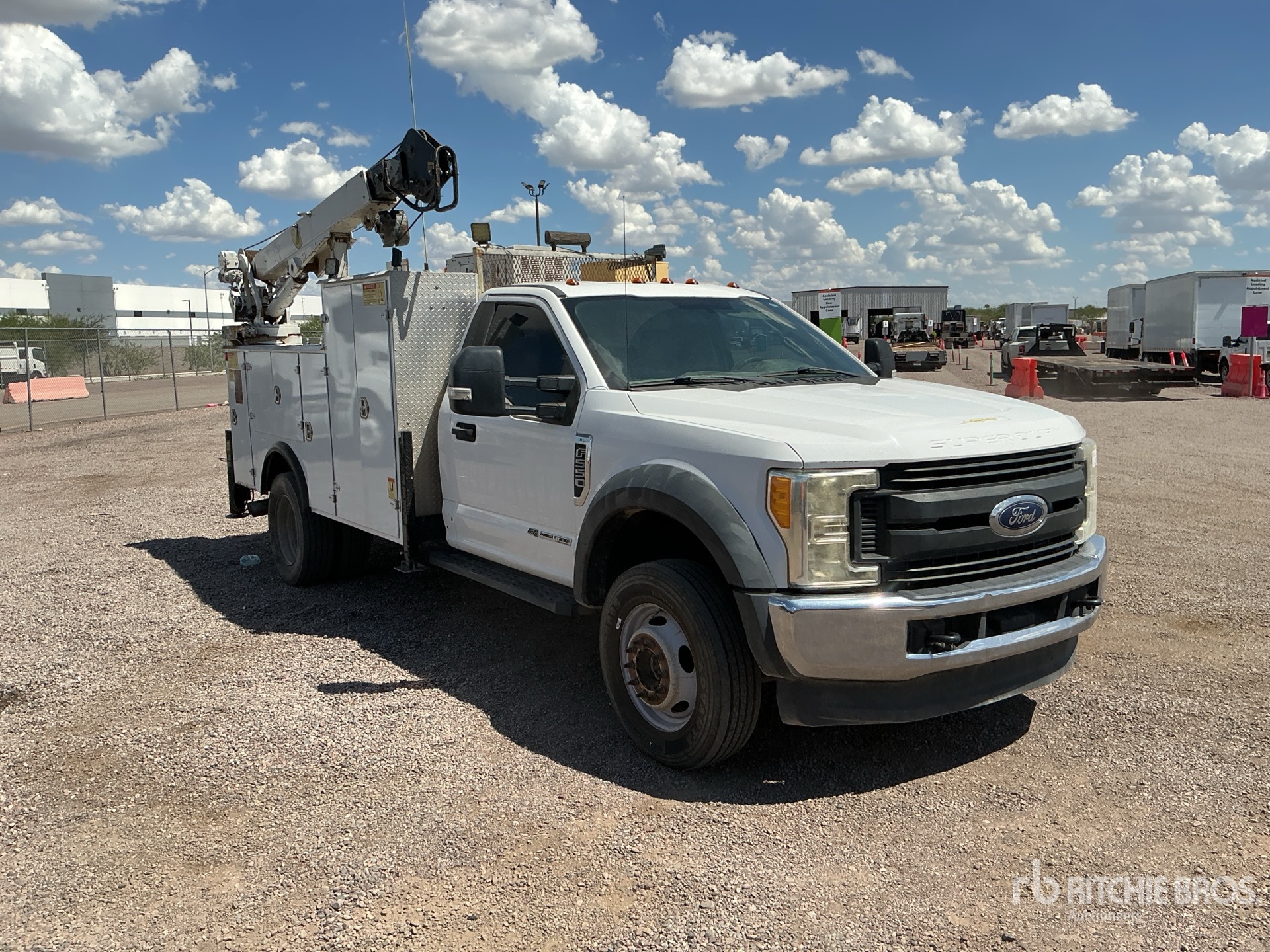 General Appearance with Imagen: esquina delantera derecha