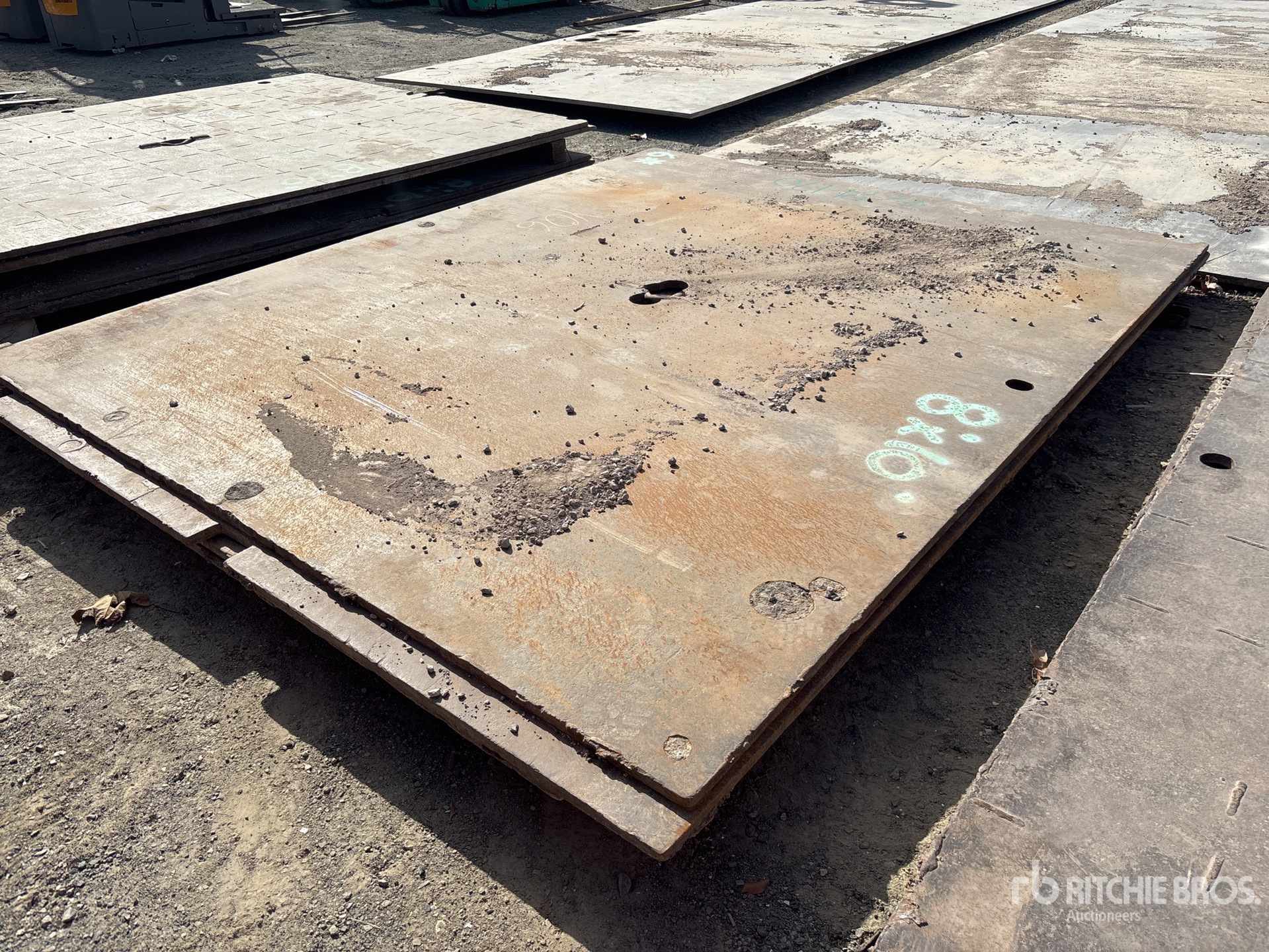 General Appearance with Bild, Ecke vorne rechts