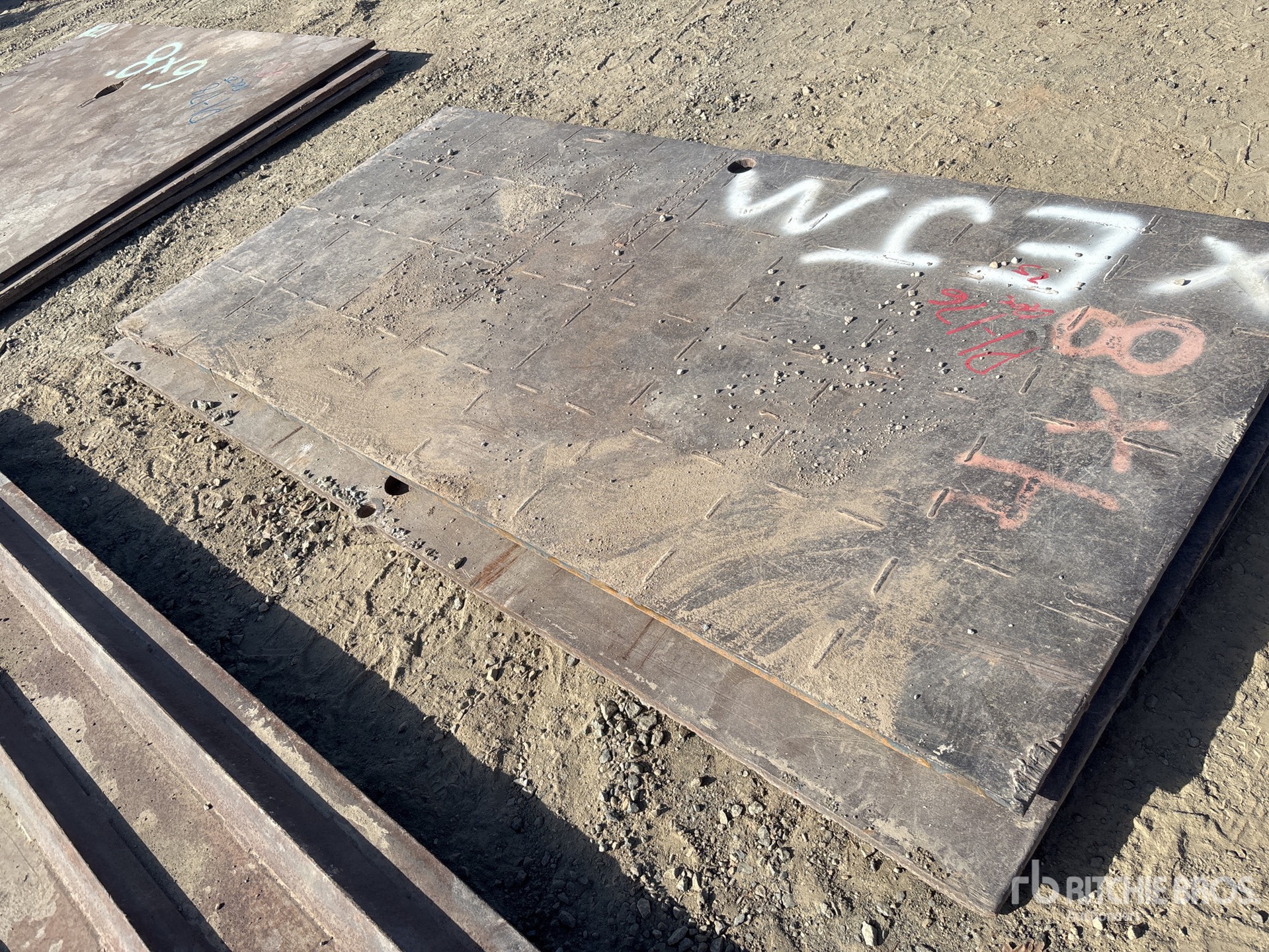 General Appearance with Bild, Ecke hinten rechts