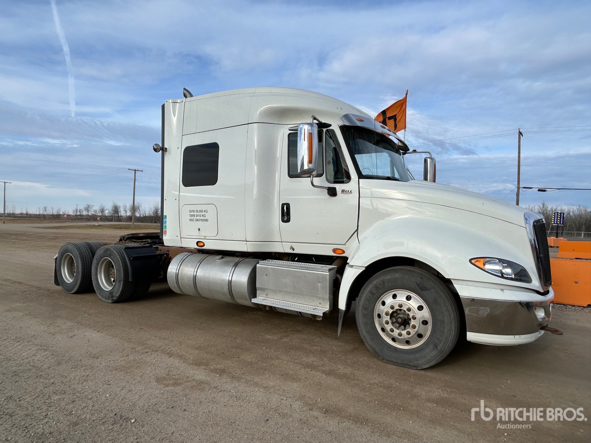 Aspect général with Image, coin avant gauche