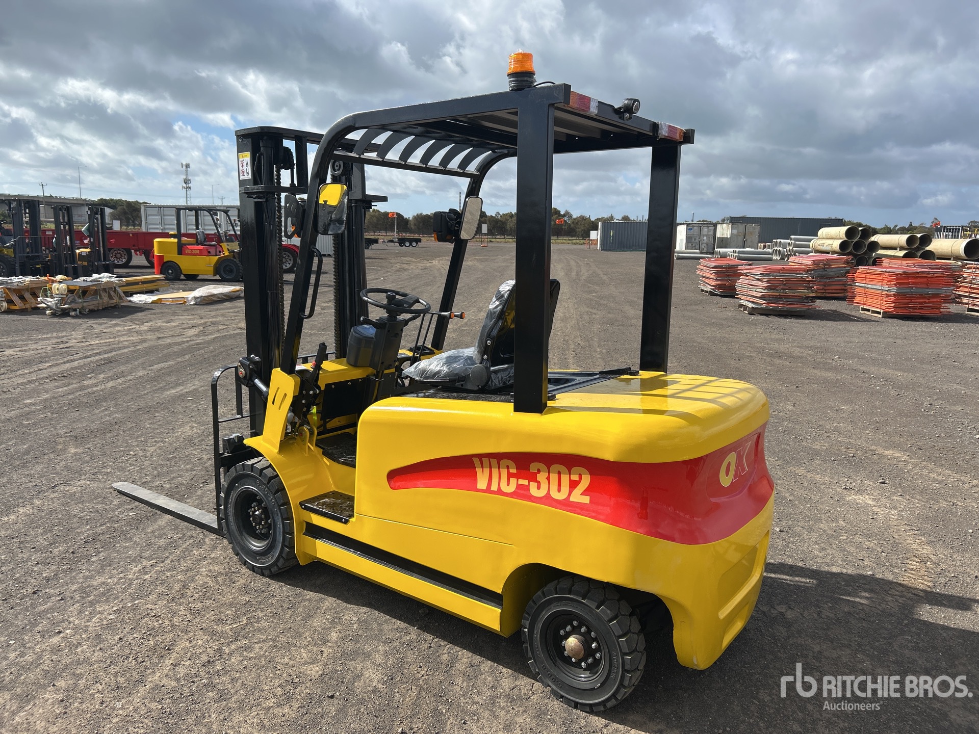 General Appearance with Picture, Left Rear Corner