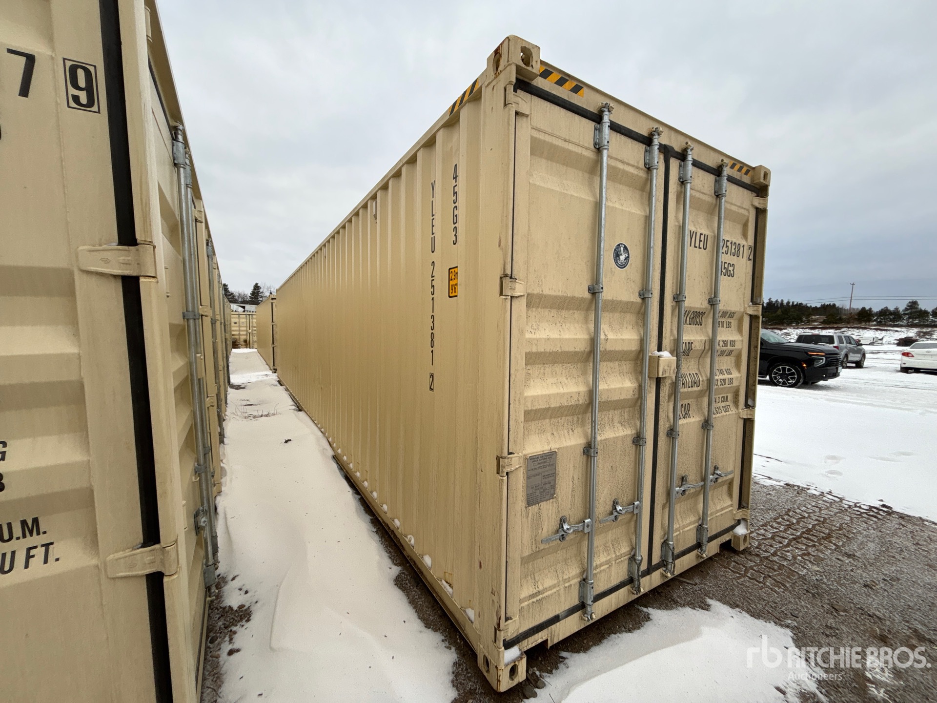 Aspect général with Image, coin avant droit