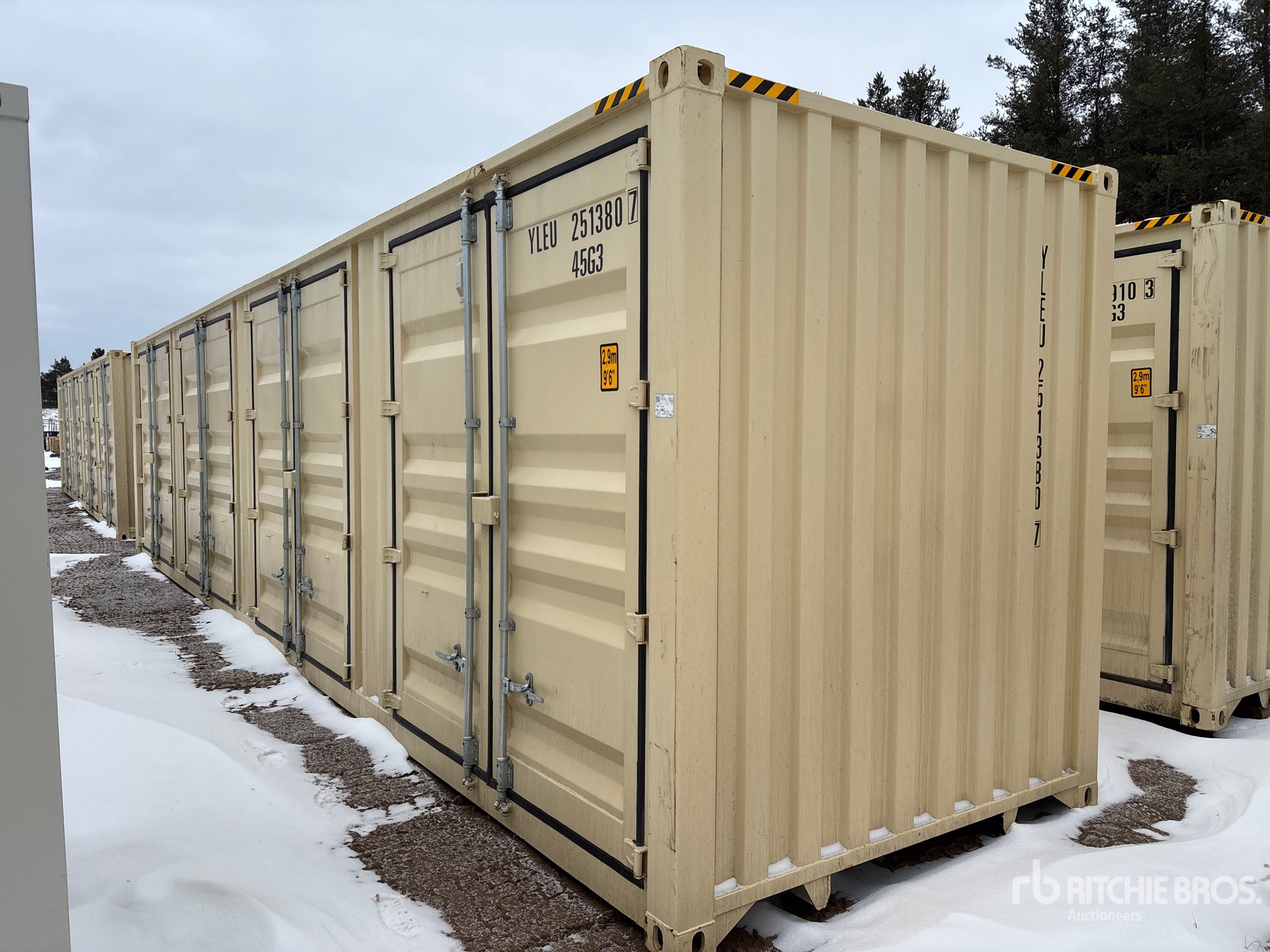 Aspect général with Image, coin arrière gauche