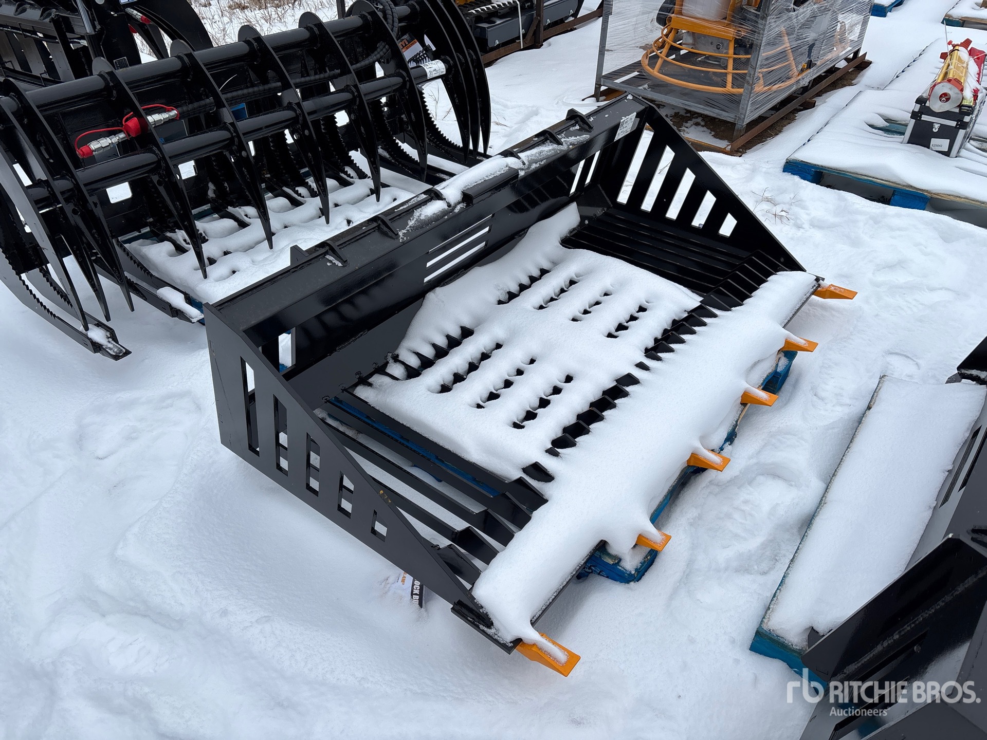 General Appearance with Bild, Ecke vorne rechts