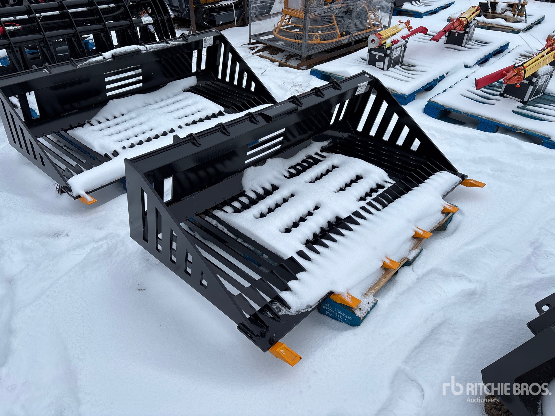 General Appearance with Bild, Ecke vorne rechts